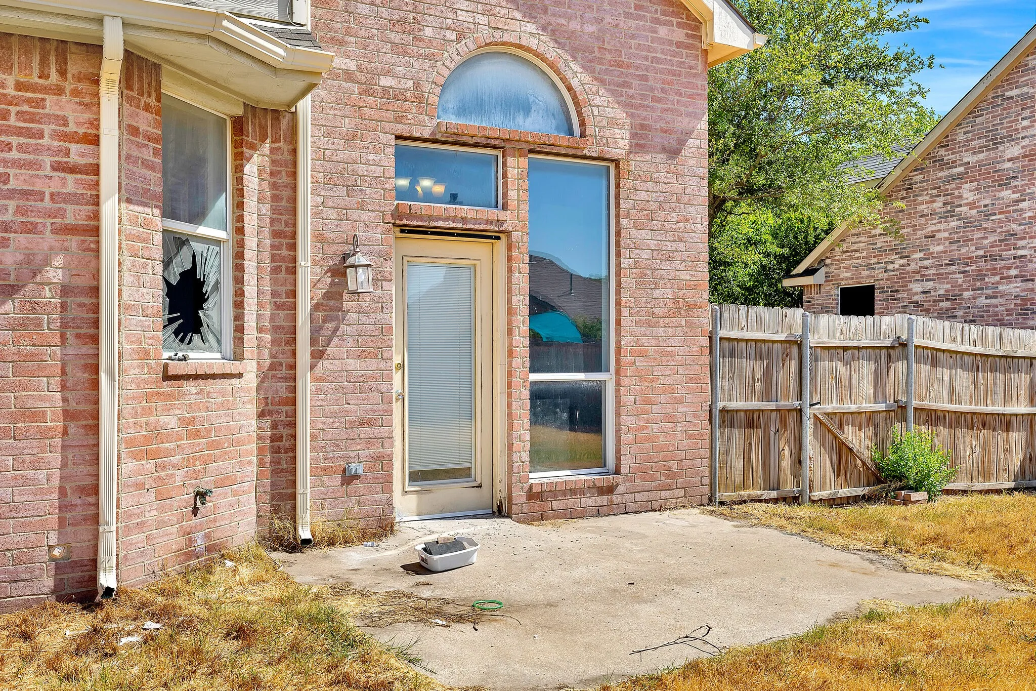 Single Family Residence For Rent in Ellis County , 3226 Eagle Lane, Midlothian, Texas 76065, 3 Bedroom, 3 Bathroom, 2 Garage spaces, 1,499 Sqft, built in 2000, mls#21387910, Real Estate Agent in Midlothian, Homes For Rent in Ellis county, Homes For Rent in Midlothian, Realtor in Midlothian Texas, Real Estate Brokerage Independent Realty Texas, Luminita Cordes Realtor