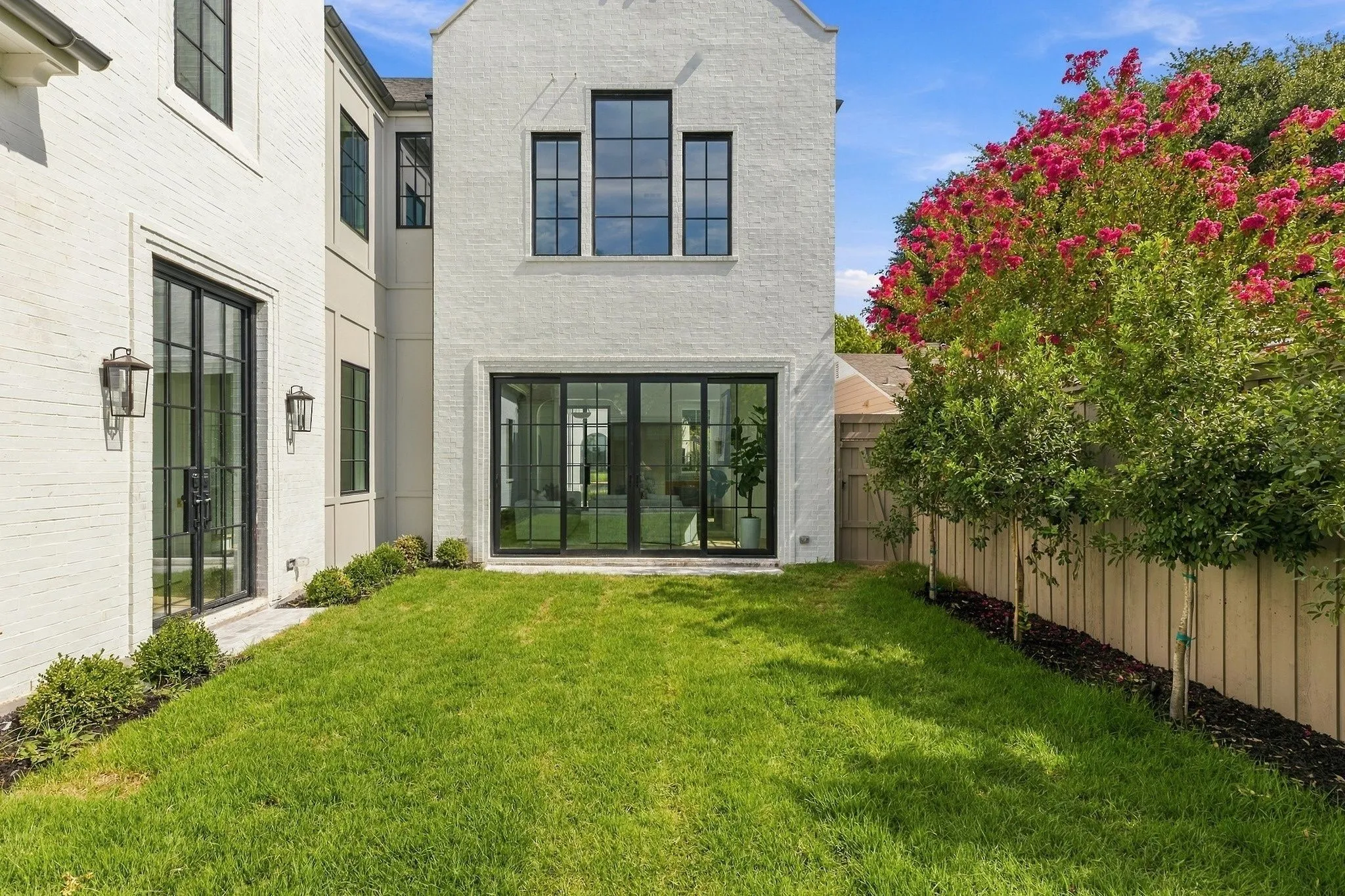 Single Family Residence For Sale in Dallas County , 4651 Westside Drive, Highland Park, Texas 75209, 4 Bedroom, 5 Bathroom, 2 Garage spaces, 4,345 Sqft, built in 2026, mls#21385809, Real Estate Agent in Highland Park, Homes For Sale in Dallas county, Homes For Sale in Highland Park, Realtor in Highland Park Texas, Real Estate Brokerage Independent Realty Texas, Luminita Cordes Realtor