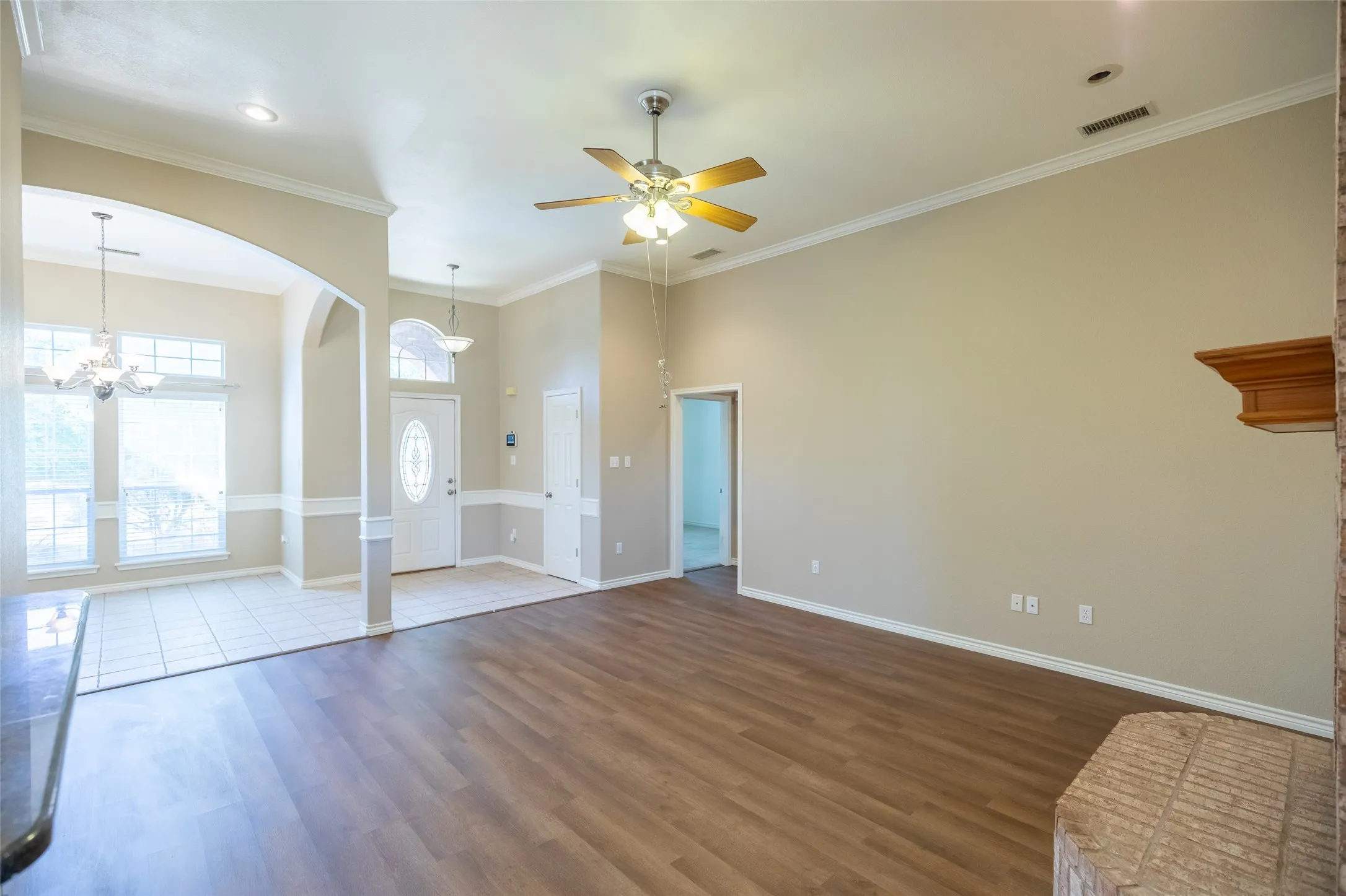 Single Family Residence For Sale in Taylor County , 2234 Old Ironsides Road, Abilene, Texas 79601, 3 Bedroom, 2 Bathroom, 2 Garage spaces, 1,782 Sqft, built in 2004, mls#21382956, Real Estate Agent in Abilene, Homes For Sale in Taylor county, Homes For Sale in Abilene, Realtor in Abilene Texas, Real Estate Brokerage Independent Realty Texas, Luminita Cordes Realtor