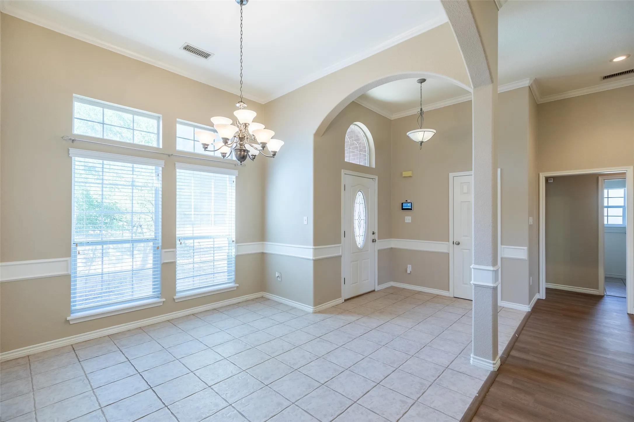 Single Family Residence For Sale in Taylor County , 2234 Old Ironsides Road, Abilene, Texas 79601, 3 Bedroom, 2 Bathroom, 2 Garage spaces, 1,782 Sqft, built in 2004, mls#21382956, Real Estate Agent in Abilene, Homes For Sale in Taylor county, Homes For Sale in Abilene, Realtor in Abilene Texas, Real Estate Brokerage Independent Realty Texas, Luminita Cordes Realtor