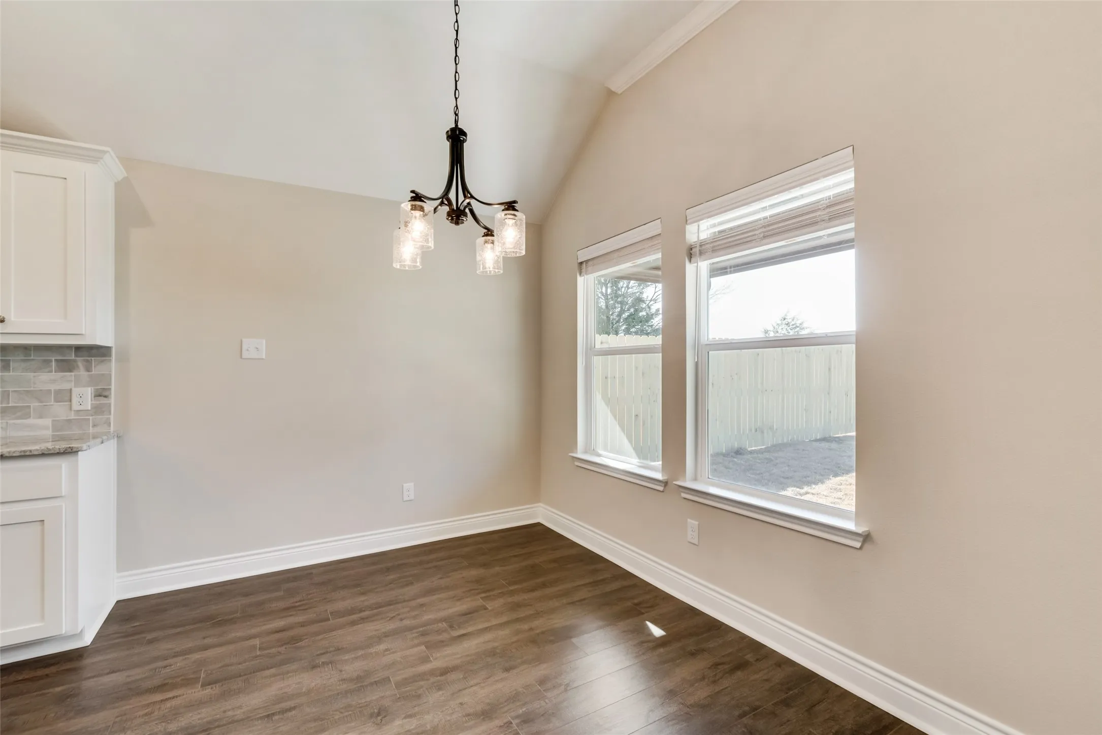Single Family Residence For Rent in Hunt County , 8102 Grant Lane, Greenville, Texas 75402, 4 Bedroom, 2 Bathroom, 2 Garage spaces, 1,708 Sqft, built in 2021, mls#21387545, Real Estate Agent in Greenville, Homes For Rent in Hunt county, Homes For Rent in Greenville, Realtor in Greenville Texas, Real Estate Brokerage Independent Realty Texas, Luminita Cordes Realtor