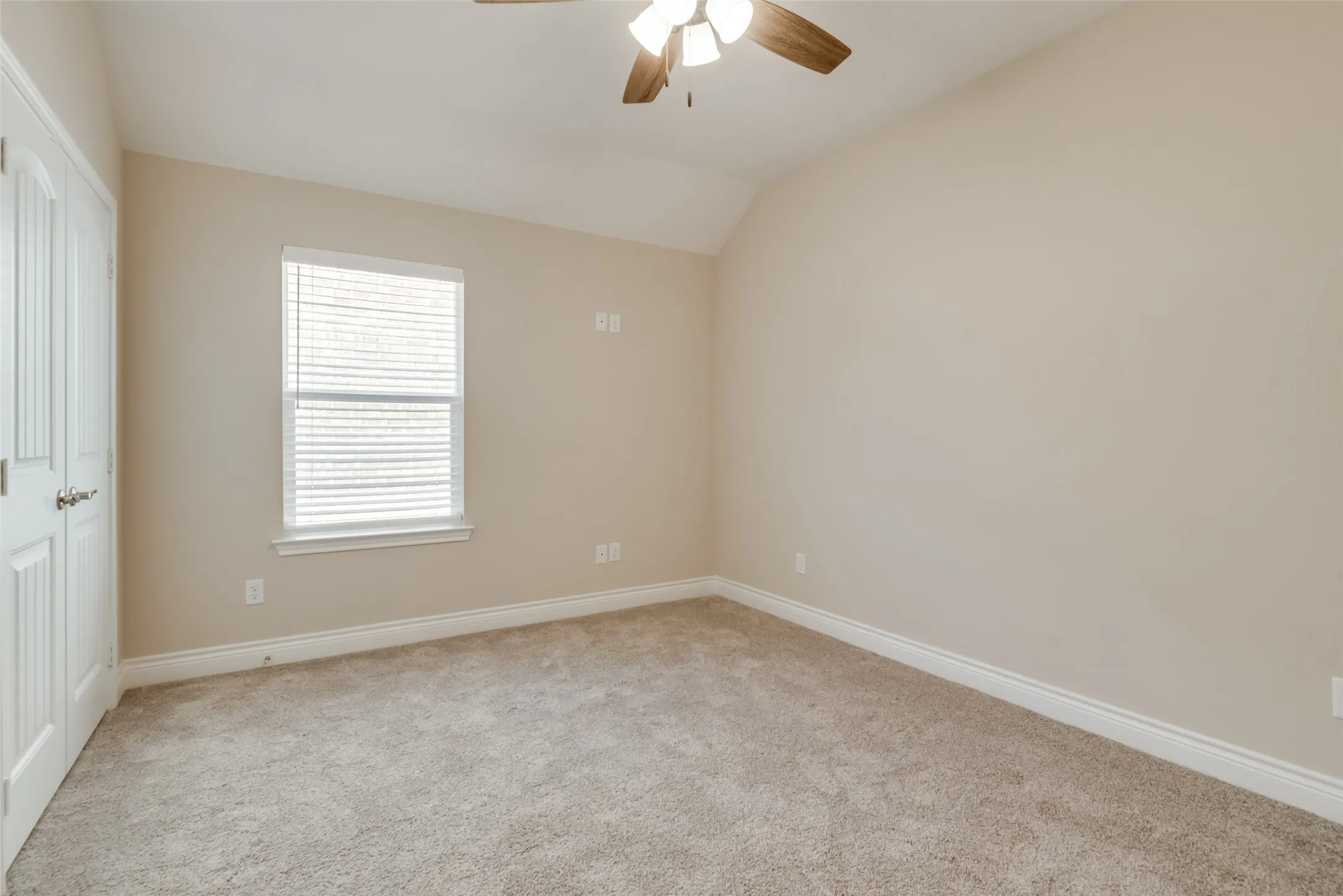 Single Family Residence For Rent in Hunt County , 8102 Grant Lane, Greenville, Texas 75402, 4 Bedroom, 2 Bathroom, 2 Garage spaces, 1,708 Sqft, built in 2021, mls#21387545, Real Estate Agent in Greenville, Homes For Rent in Hunt county, Homes For Rent in Greenville, Realtor in Greenville Texas, Real Estate Brokerage Independent Realty Texas, Luminita Cordes Realtor