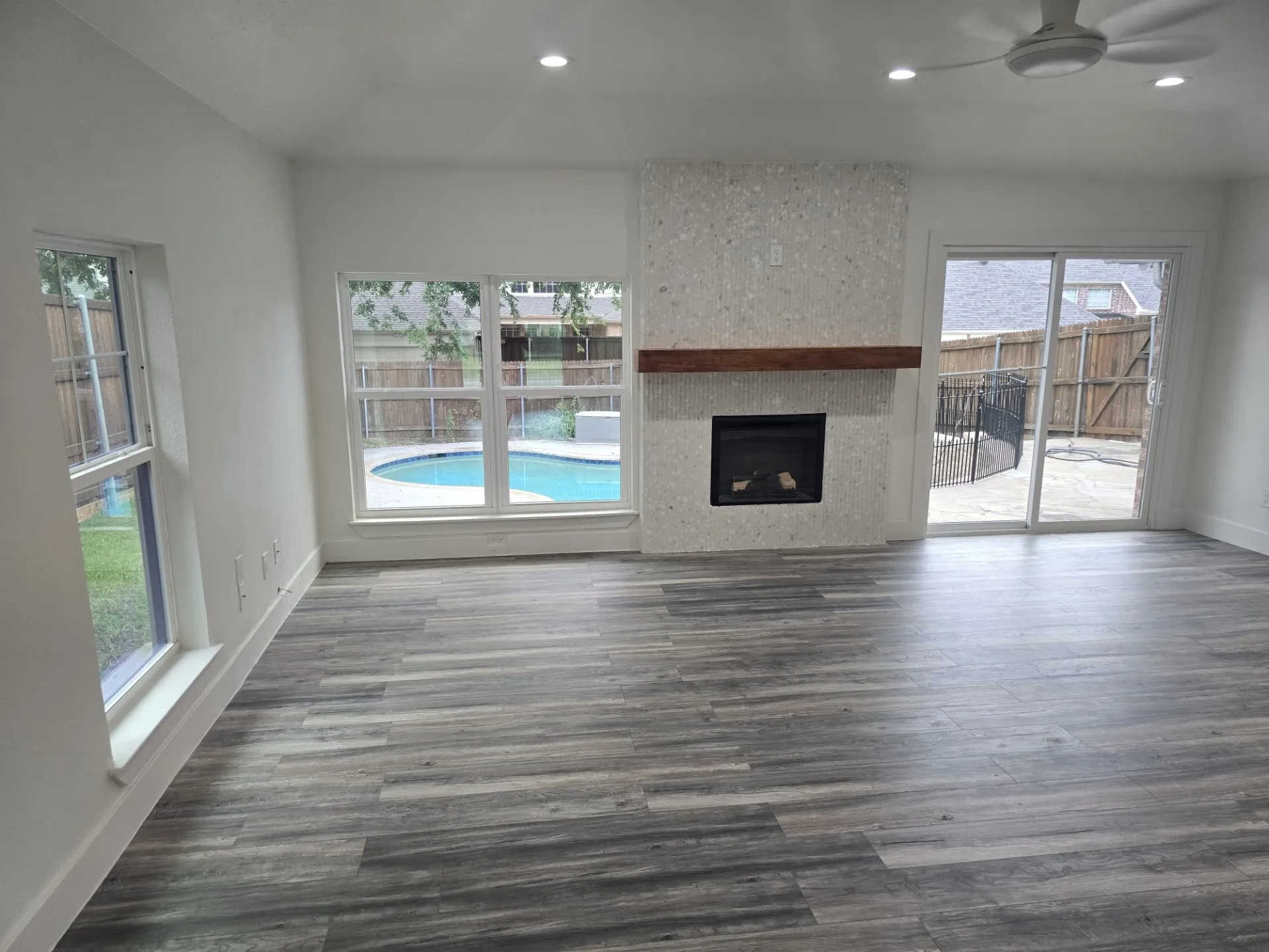 Single Family Residence For Sale in Collin County , 913 Filmore Drive, Plano, Texas 75025, 3 Bedroom, 2 Bathroom, 2 Garage spaces, 1,848 Sqft, built in 1984, mls#21385182, Real Estate Agent in Plano, Homes For Sale in Collin county, Homes For Sale in Plano, Realtor in Plano Texas, Real Estate Brokerage Independent Realty Texas, Luminita Cordes Realtor