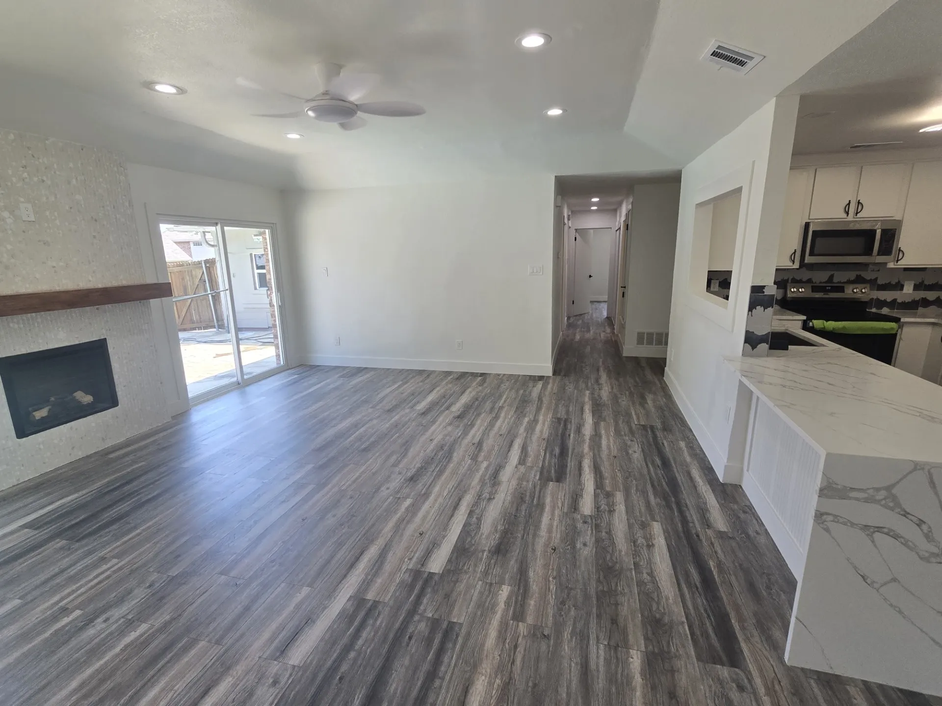 Single Family Residence For Sale in Collin County , 913 Filmore Drive, Plano, Texas 75025, 3 Bedroom, 2 Bathroom, 2 Garage spaces, 1,848 Sqft, built in 1984, mls#21385182, Real Estate Agent in Plano, Homes For Sale in Collin county, Homes For Sale in Plano, Realtor in Plano Texas, Real Estate Brokerage Independent Realty Texas, Luminita Cordes Realtor