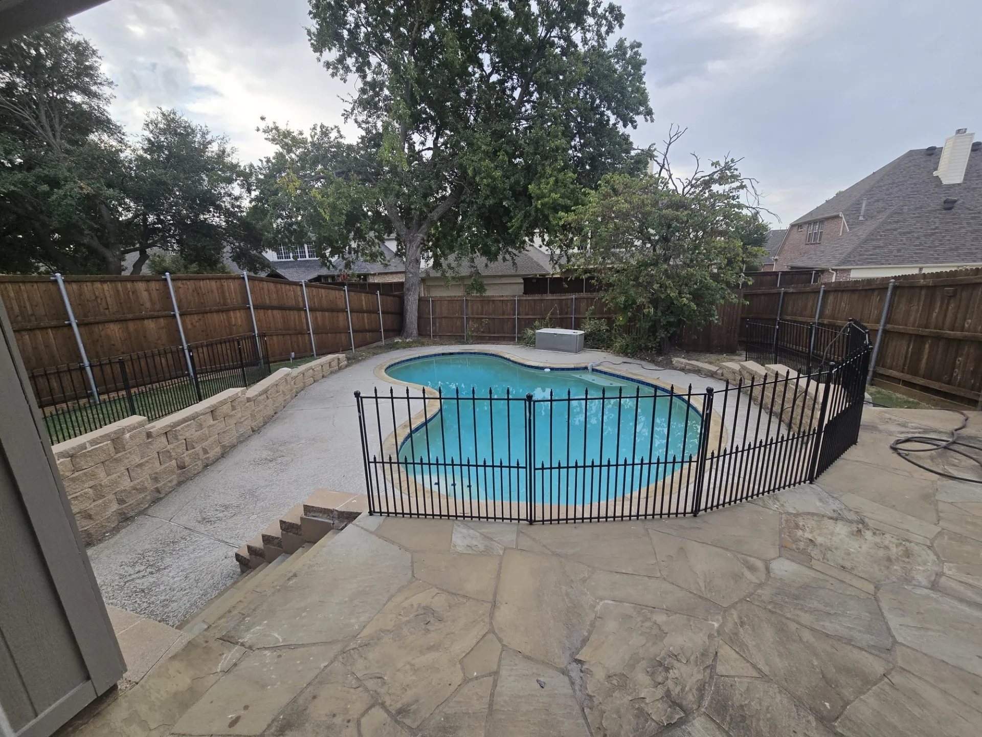 Single Family Residence For Sale in Collin County , 913 Filmore Drive, Plano, Texas 75025, 3 Bedroom, 2 Bathroom, 2 Garage spaces, 1,848 Sqft, built in 1984, mls#21385182, Real Estate Agent in Plano, Homes For Sale in Collin county, Homes For Sale in Plano, Realtor in Plano Texas, Real Estate Brokerage Independent Realty Texas, Luminita Cordes Realtor