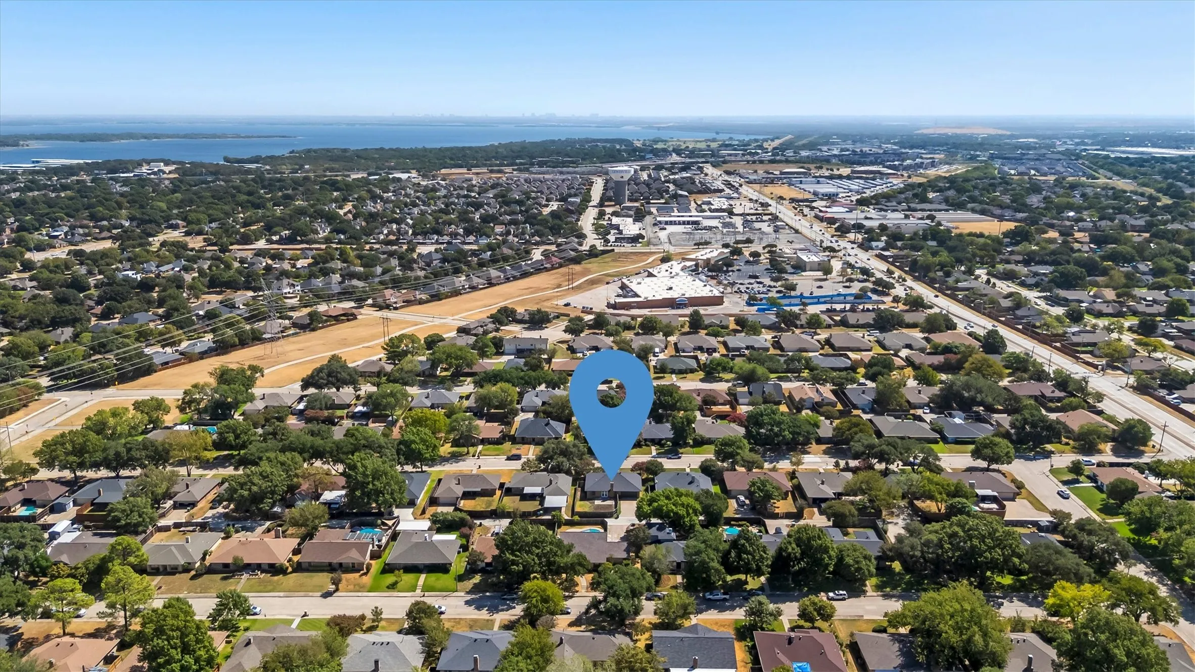 Single Family Residence For Sale in Denton County , 1918 Big Sky Drive, Lewisville, Texas 75077, 3 Bedroom, 2 Bathroom, 2 Garage spaces, 1,937 Sqft, built in 1980, mls#21363937, Real Estate Agent in Lewisville, Homes For Sale in Denton county, Homes For Sale in Lewisville, Realtor in Lewisville Texas, Real Estate Brokerage Independent Realty Texas, Luminita Cordes Realtor