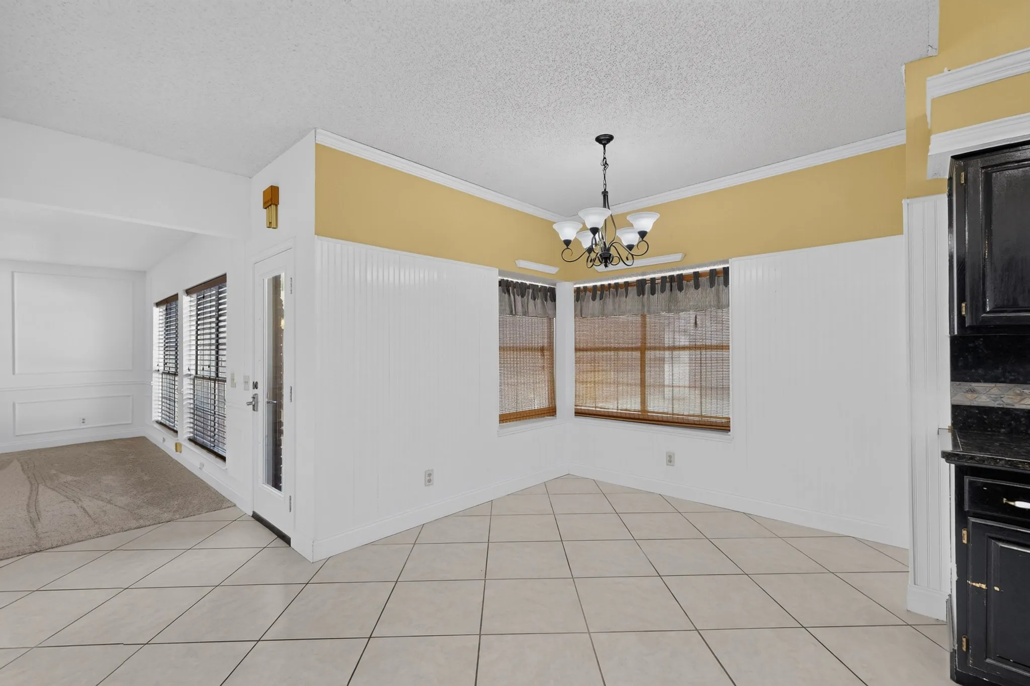 Single Family Residence For Sale in Dallas County , 542 Clayton Street, Grand Prairie, Texas 75052, 4 Bedroom, 3 Bathroom, 2 Garage spaces, 2,892 Sqft, built in 1988, mls#21387207, Real Estate Agent in Grand Prairie, Homes For Sale in Dallas county, Homes For Sale in Grand Prairie, Realtor in Grand Prairie Texas, Real Estate Brokerage Independent Realty Texas, Luminita Cordes Realtor