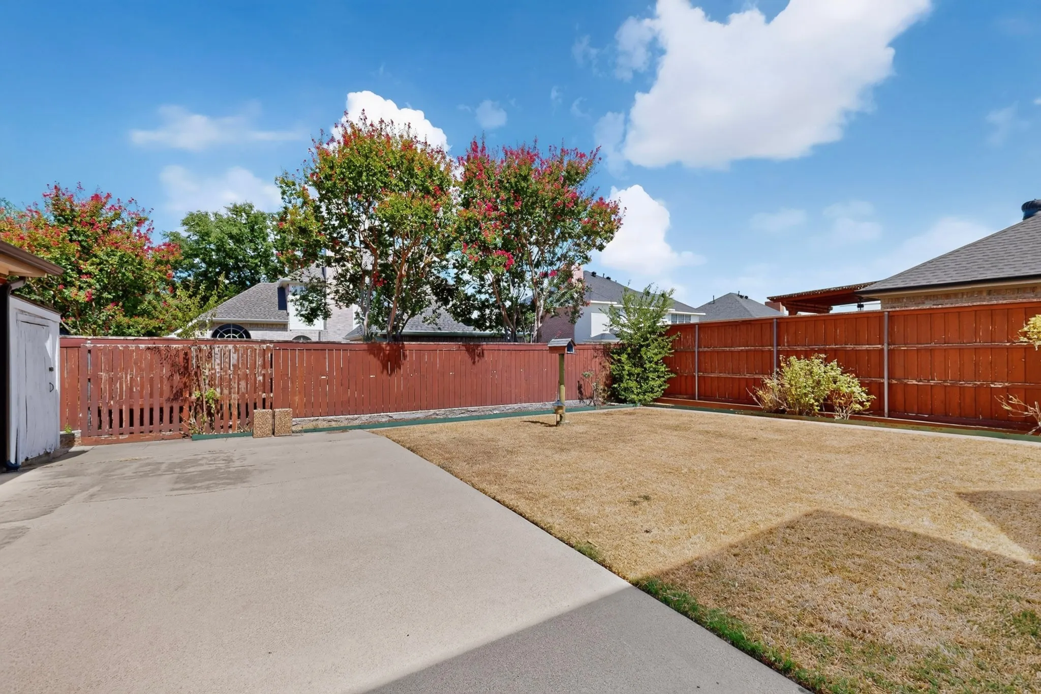 Single Family Residence For Sale in Dallas County , 542 Clayton Street, Grand Prairie, Texas 75052, 4 Bedroom, 3 Bathroom, 2 Garage spaces, 2,892 Sqft, built in 1988, mls#21387207, Real Estate Agent in Grand Prairie, Homes For Sale in Dallas county, Homes For Sale in Grand Prairie, Realtor in Grand Prairie Texas, Real Estate Brokerage Independent Realty Texas, Luminita Cordes Realtor