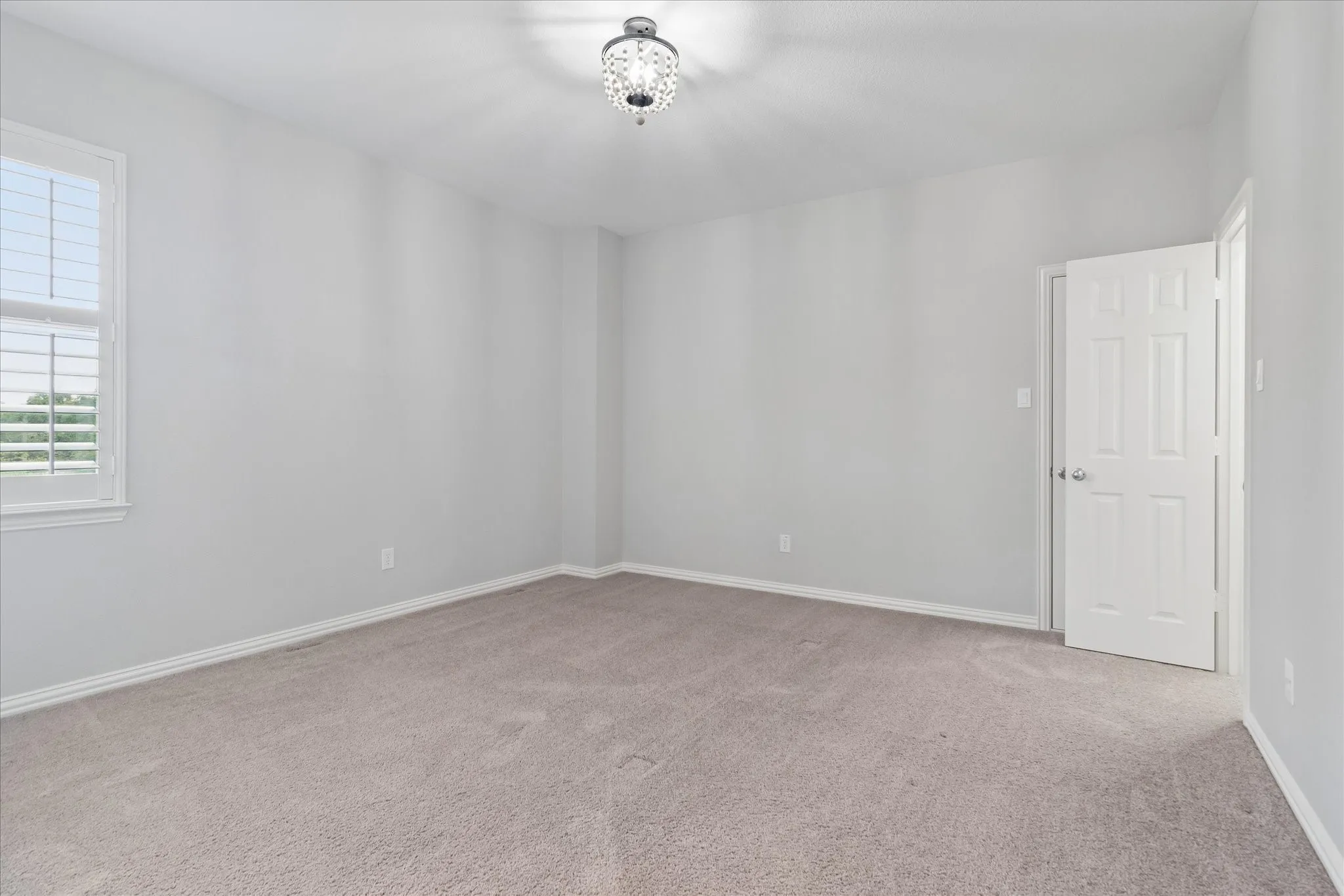 Single Family Residence For Sale in Collin County , 801 Owl Creek Drive, Murphy, Texas 75094, 5 Bedroom, 4 Bathroom, 3 Garage spaces, 4,407 Sqft, built in 2005, mls#21383080, Real Estate Agent in Murphy, Homes For Sale in Collin county, Homes For Sale in Murphy, Realtor in Murphy Texas, Real Estate Brokerage Independent Realty Texas, Luminita Cordes Realtor