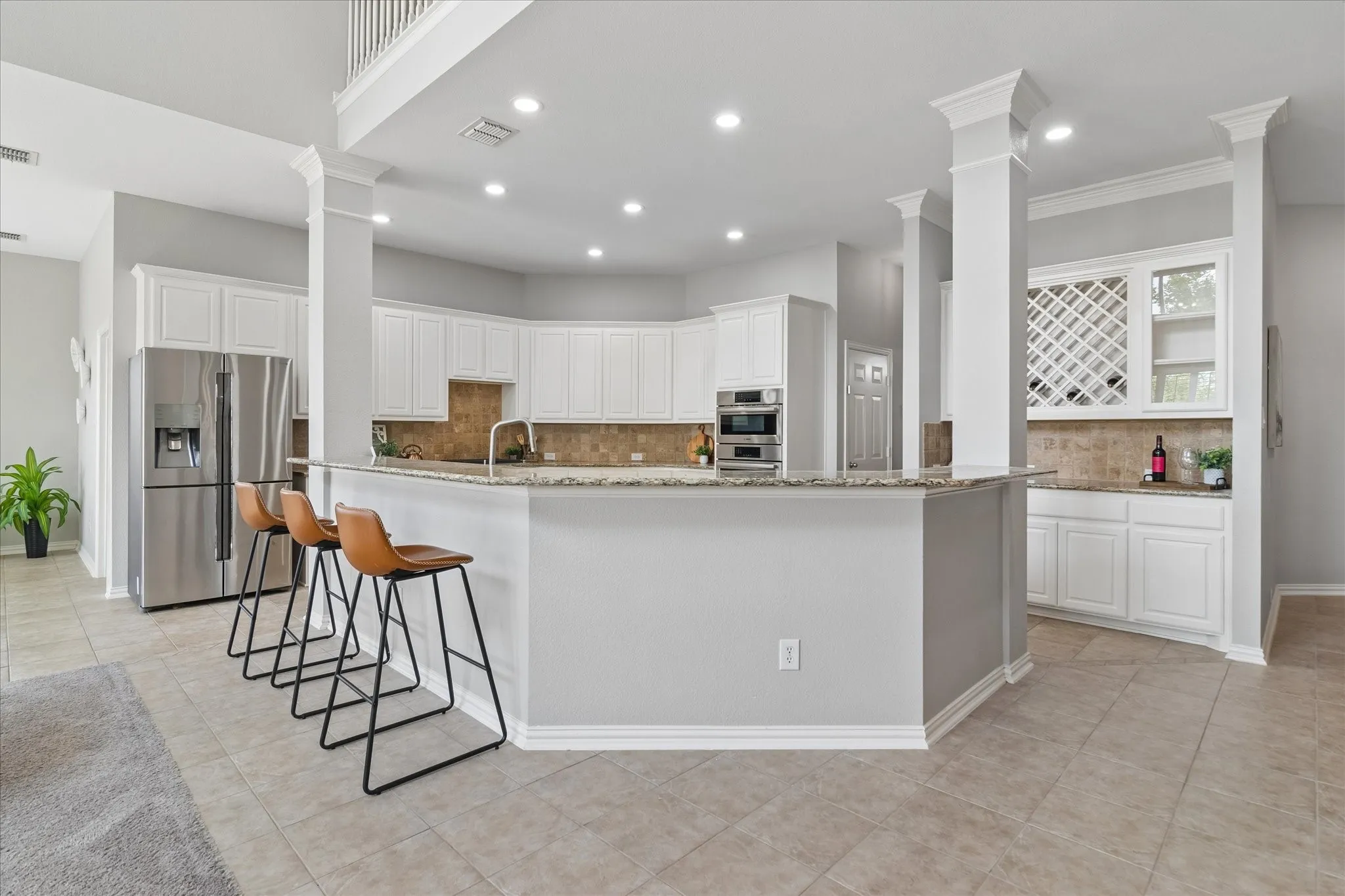 Single Family Residence For Sale in Collin County , 801 Owl Creek Drive, Murphy, Texas 75094, 5 Bedroom, 4 Bathroom, 3 Garage spaces, 4,407 Sqft, built in 2005, mls#21383080, Real Estate Agent in Murphy, Homes For Sale in Collin county, Homes For Sale in Murphy, Realtor in Murphy Texas, Real Estate Brokerage Independent Realty Texas, Luminita Cordes Realtor