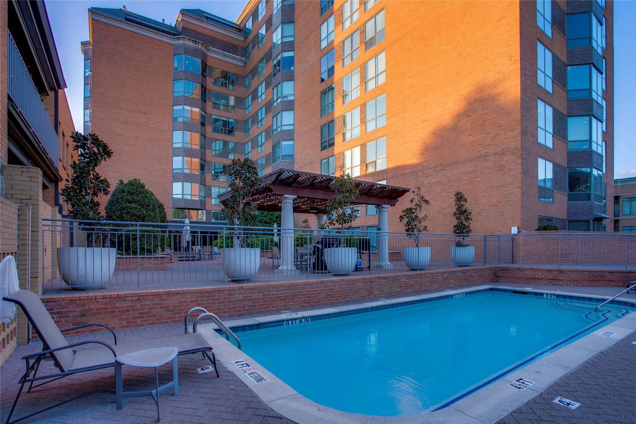 Condominium For Sale in Dallas County , 4242 Lomo Alto Drive N13, Highland Park, Texas 75219, 1 Bedroom, 1 Bathroom, 1 Garage spaces, 1,308 Sqft, built in 1950, mls#21386179, Real Estate Agent in Highland Park, Homes For Sale in Dallas county, Homes For Sale in Highland Park, Realtor in Highland Park Texas, Real Estate Brokerage Independent Realty Texas, Luminita Cordes Realtor