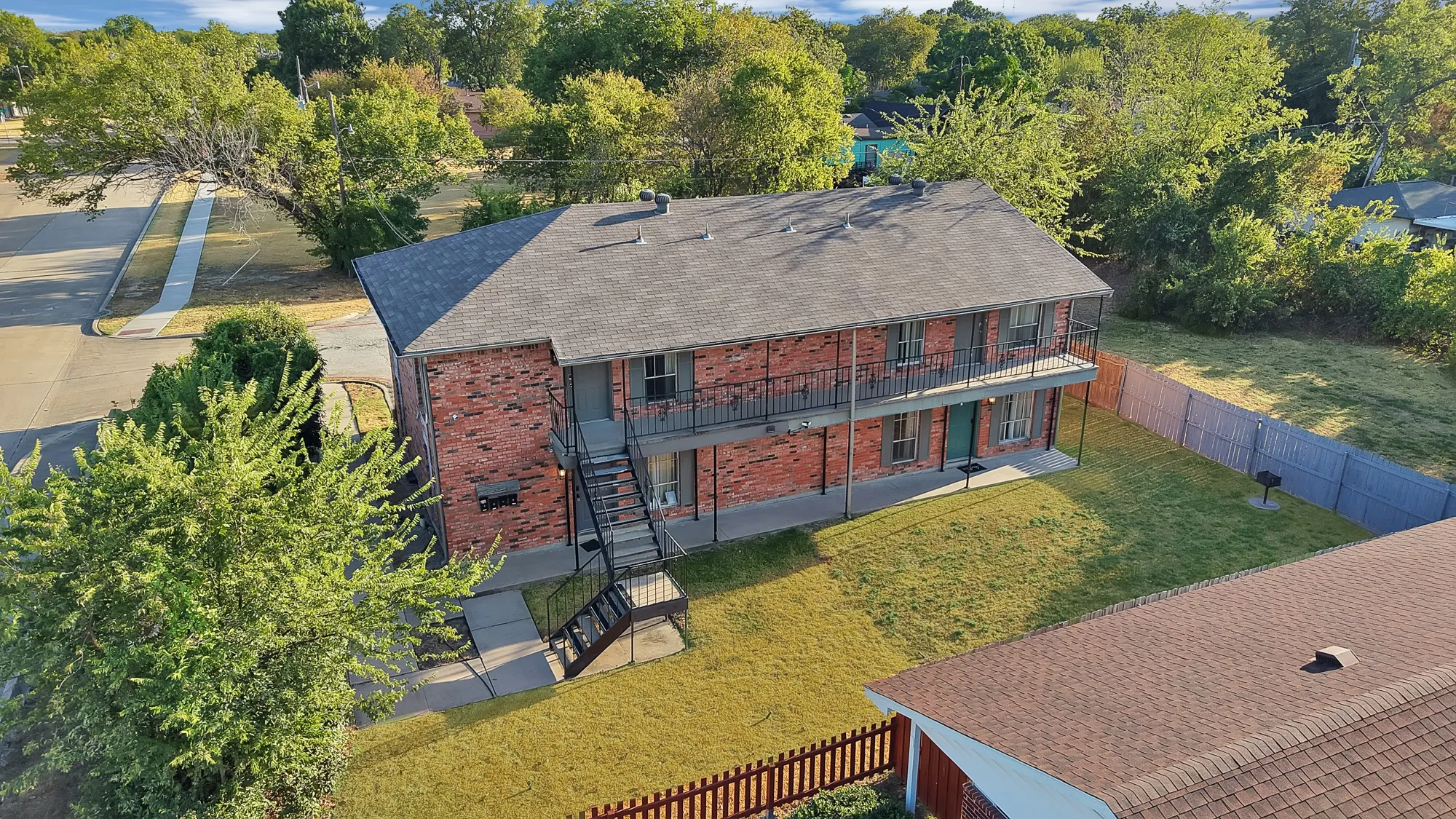Quadruplex For Sale in Dallas County , 521 Hopkins Street, Garland, Texas 75040, 8 Bedroom, 4 Bathroom, Garage spaces, 0 Sqft, built in 1970, mls#21385817, Real Estate Agent in Garland, Homes For Sale in Dallas county, Homes For Sale in Garland, Realtor in Garland Texas, Real Estate Brokerage Independent Realty Texas, Luminita Cordes Realtor