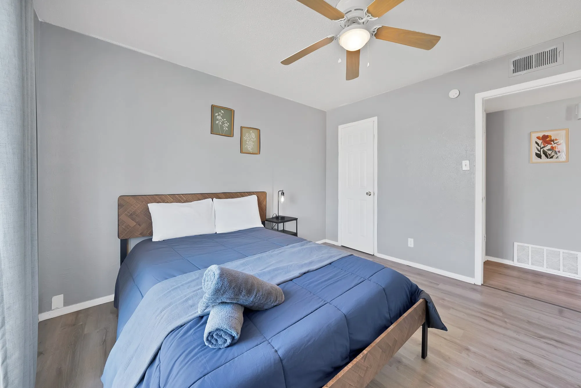 Quadruplex For Sale in Dallas County , 521 Hopkins Street, Garland, Texas 75040, 8 Bedroom, 4 Bathroom, Garage spaces, 0 Sqft, built in 1970, mls#21385817, Real Estate Agent in Garland, Homes For Sale in Dallas county, Homes For Sale in Garland, Realtor in Garland Texas, Real Estate Brokerage Independent Realty Texas, Luminita Cordes Realtor