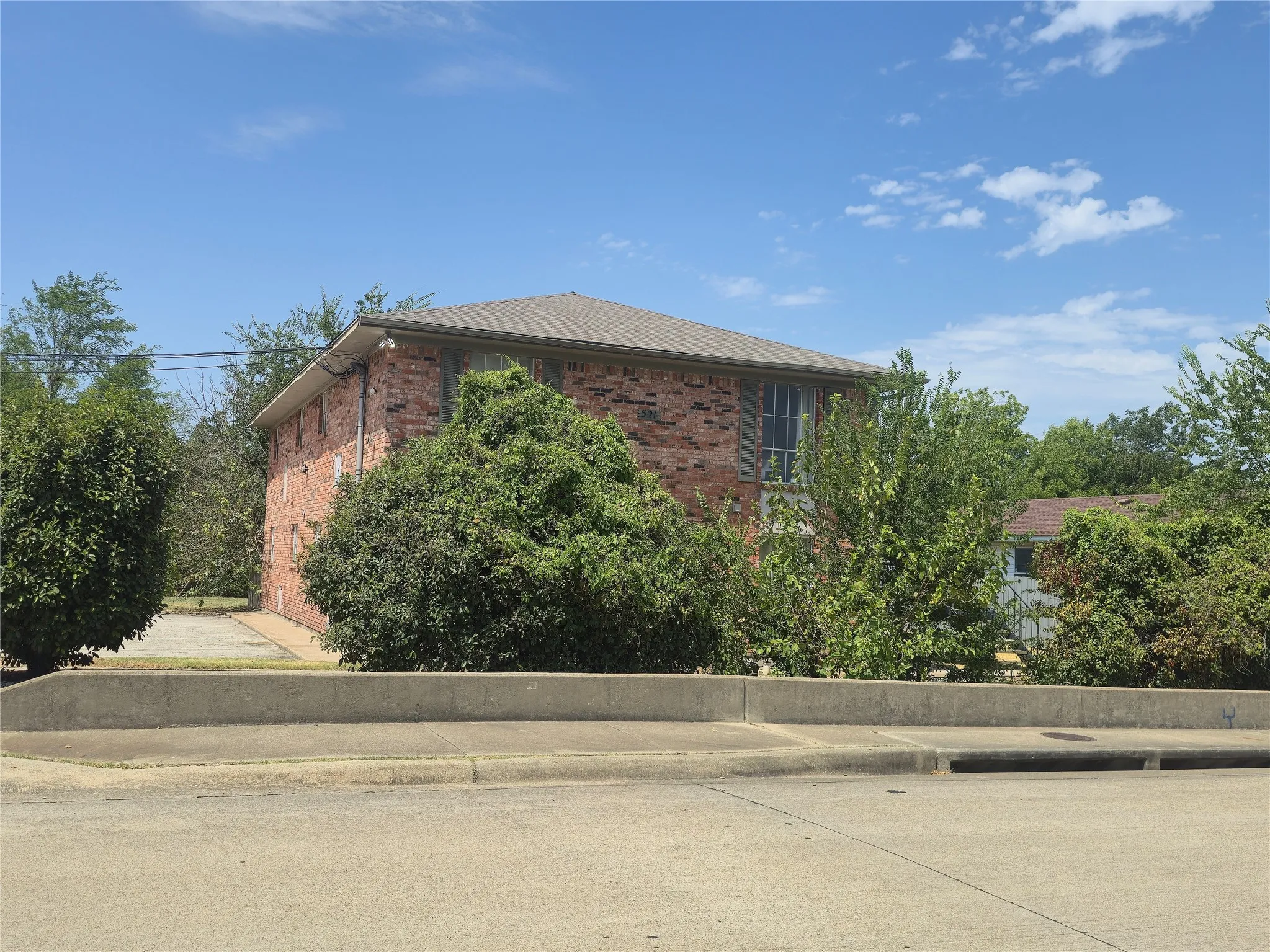 Quadruplex For Sale in Dallas County , 521 Hopkins Street, Garland, Texas 75040, 8 Bedroom, 4 Bathroom, Garage spaces, 0 Sqft, built in 1970, mls#21385817, Real Estate Agent in Garland, Homes For Sale in Dallas county, Homes For Sale in Garland, Realtor in Garland Texas, Real Estate Brokerage Independent Realty Texas, Luminita Cordes Realtor