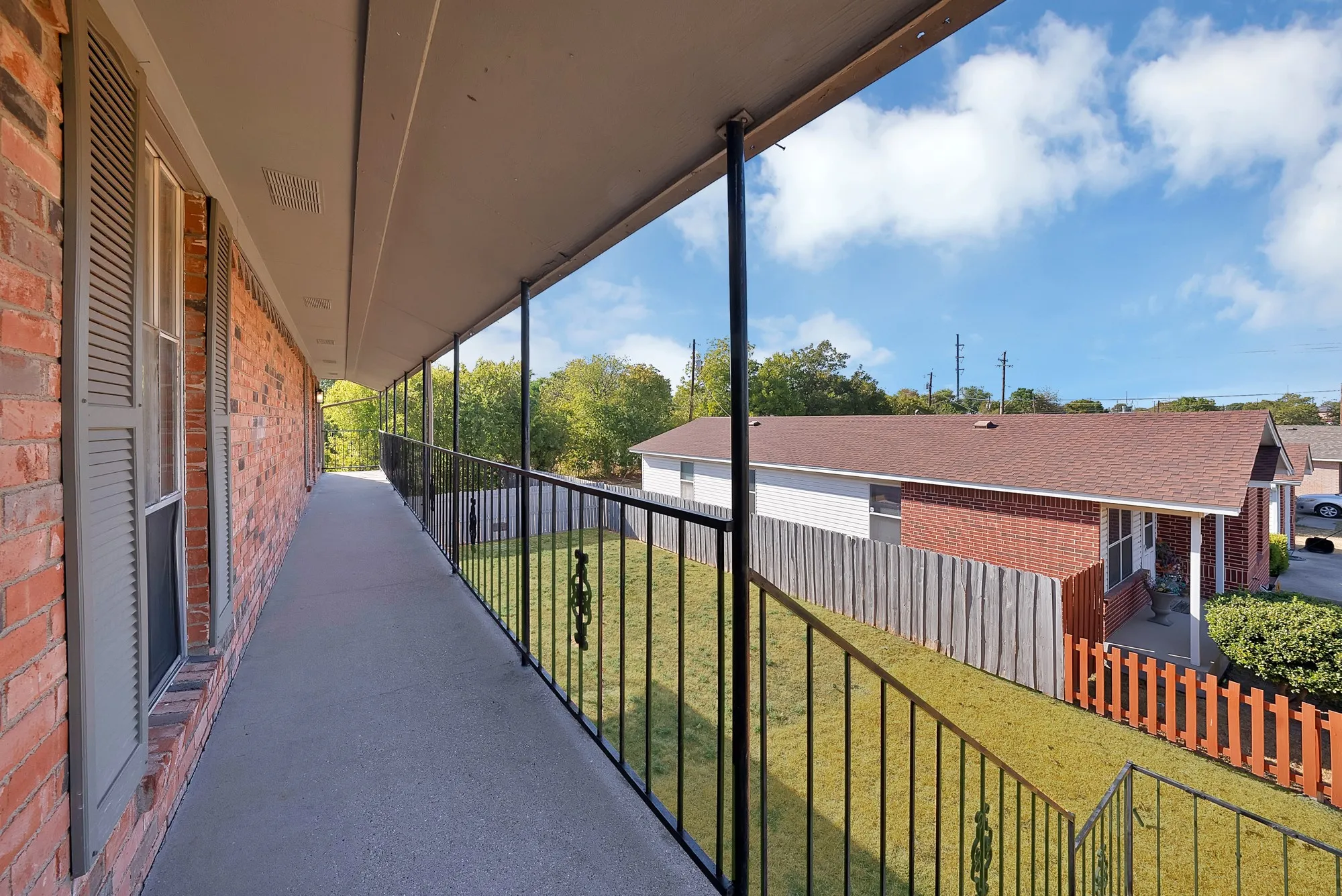 Quadruplex For Sale in Dallas County , 521 Hopkins Street, Garland, Texas 75040, 8 Bedroom, 4 Bathroom, Garage spaces, 0 Sqft, built in 1970, mls#21385817, Real Estate Agent in Garland, Homes For Sale in Dallas county, Homes For Sale in Garland, Realtor in Garland Texas, Real Estate Brokerage Independent Realty Texas, Luminita Cordes Realtor