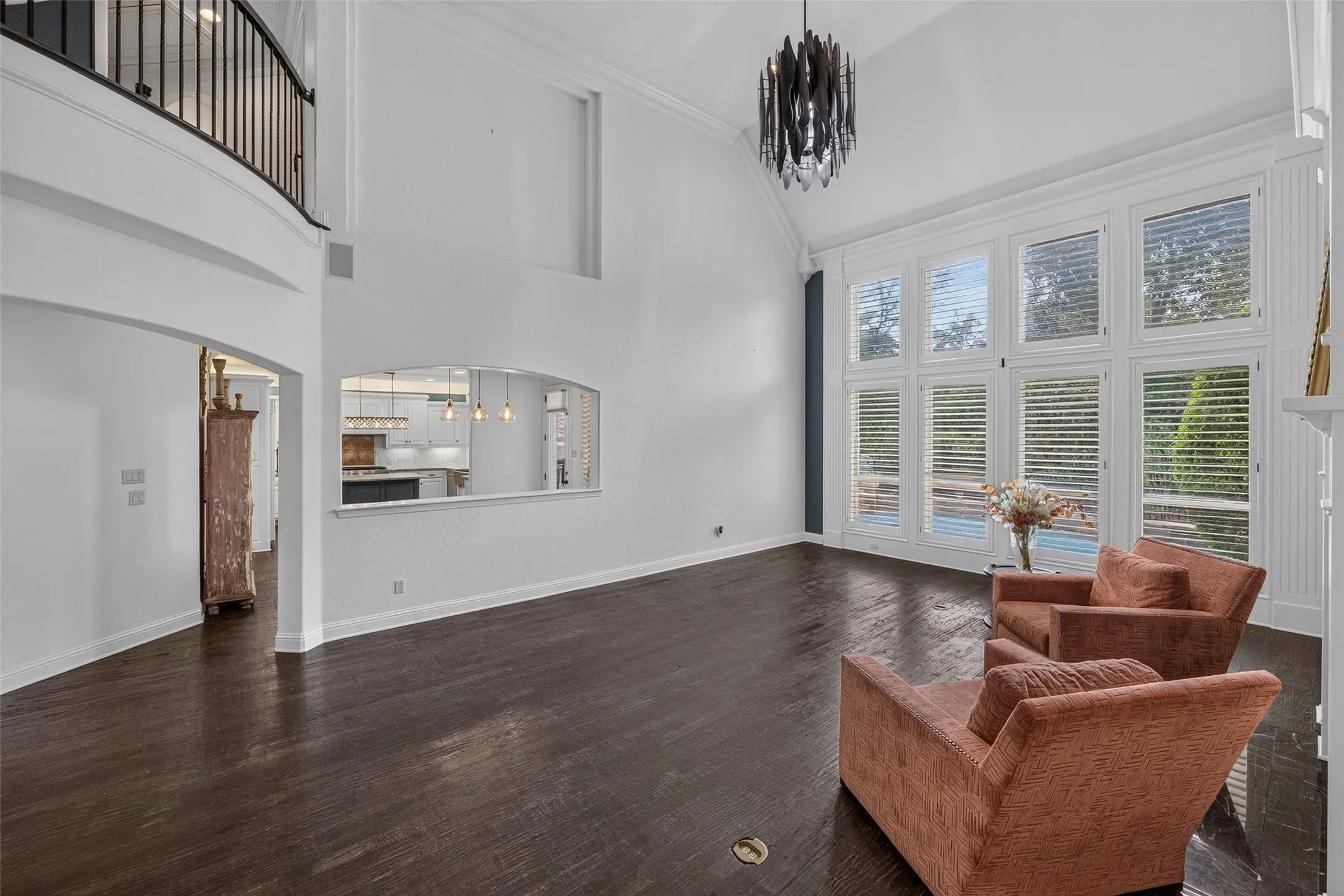 Single Family Residence For Sale in Tarrant County , 2204 Castle View Road, Mansfield, Texas 76063, 4 Bedroom, 5 Bathroom, 3 Garage spaces, 4,231 Sqft, built in 2005, mls#21387670, Real Estate Agent in Mansfield, Homes For Sale in Tarrant county, Homes For Sale in Mansfield, Realtor in Mansfield Texas, Real Estate Brokerage Independent Realty Texas, Luminita Cordes Realtor