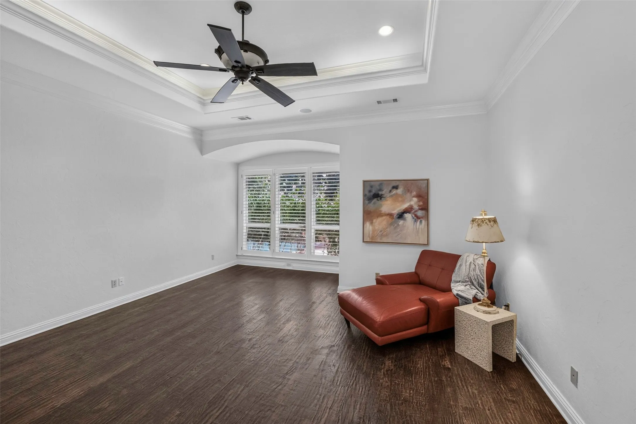 Single Family Residence For Sale in Tarrant County , 2204 Castle View Road, Mansfield, Texas 76063, 4 Bedroom, 5 Bathroom, 3 Garage spaces, 4,231 Sqft, built in 2005, mls#21387670, Real Estate Agent in Mansfield, Homes For Sale in Tarrant county, Homes For Sale in Mansfield, Realtor in Mansfield Texas, Real Estate Brokerage Independent Realty Texas, Luminita Cordes Realtor