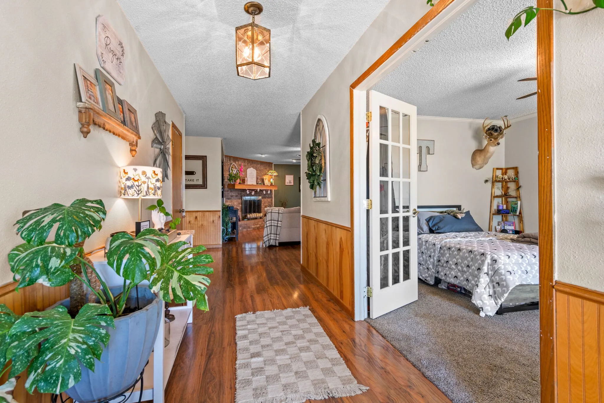 Single Family Residence For Sale in Taylor County , 112 Bar B Trail, Abilene, Texas 79602, 4 Bedroom, 2 Bathroom, 2 Garage spaces, 2,709 Sqft, built in 1976, mls#21387962, Real Estate Agent in Abilene, Homes For Sale in Taylor county, Homes For Sale in Abilene, Realtor in Abilene Texas, Real Estate Brokerage Independent Realty Texas, Luminita Cordes Realtor