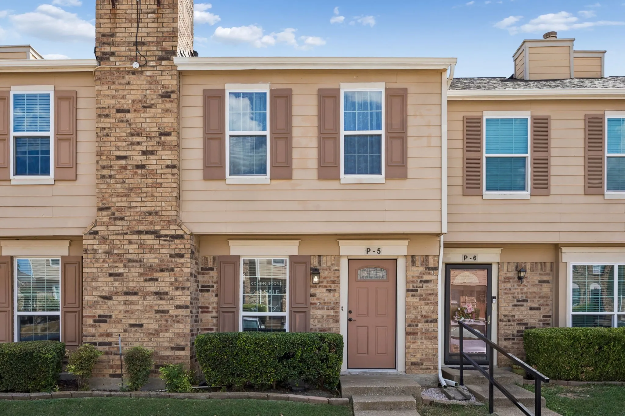 Condominium For Sale in Collin County , 2500 E Park Boulevard P5, Plano, Texas 75074, 2 Bedroom, 2 Bathroom, Garage spaces, 990 Sqft, built in 1985, mls#21387889, Real Estate Agent in Plano, Homes For Sale in Collin county, Homes For Sale in Plano, Realtor in Plano Texas, Real Estate Brokerage Independent Realty Texas, Luminita Cordes Realtor