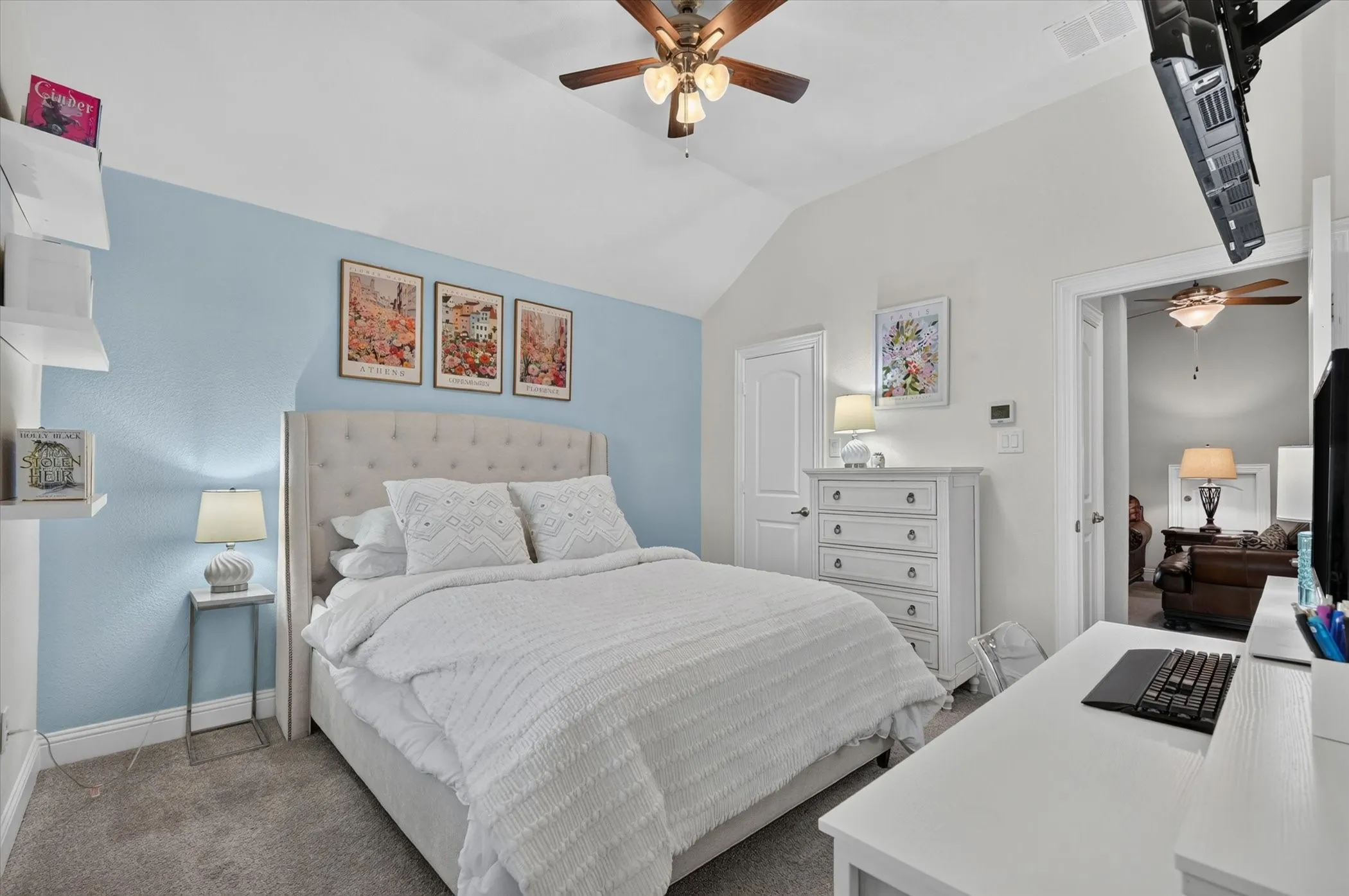 Single Family Residence For Sale in Denton County , 1812 Briscoe Drive, Lantana, Texas 76226, 4 Bedroom, 4 Bathroom, 2 Garage spaces, 3,240 Sqft, built in 2018, mls#21386861, Real Estate Agent in Lantana, Homes For Sale in Denton county, Homes For Sale in Lantana, Realtor in Lantana Texas, Real Estate Brokerage Independent Realty Texas, Luminita Cordes Realtor