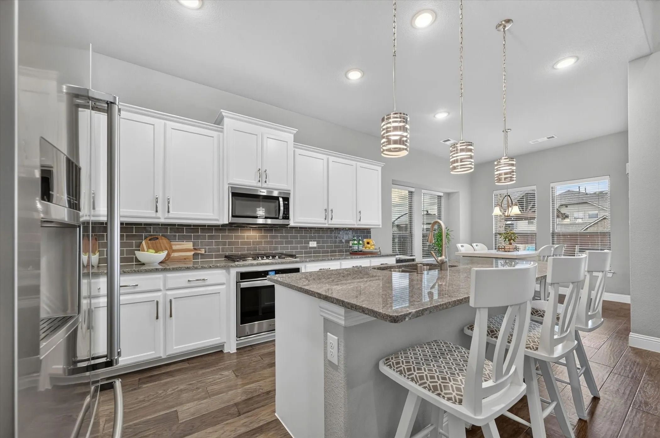 Single Family Residence For Sale in Denton County , 1812 Briscoe Drive, Lantana, Texas 76226, 4 Bedroom, 4 Bathroom, 2 Garage spaces, 3,240 Sqft, built in 2018, mls#21386861, Real Estate Agent in Lantana, Homes For Sale in Denton county, Homes For Sale in Lantana, Realtor in Lantana Texas, Real Estate Brokerage Independent Realty Texas, Luminita Cordes Realtor