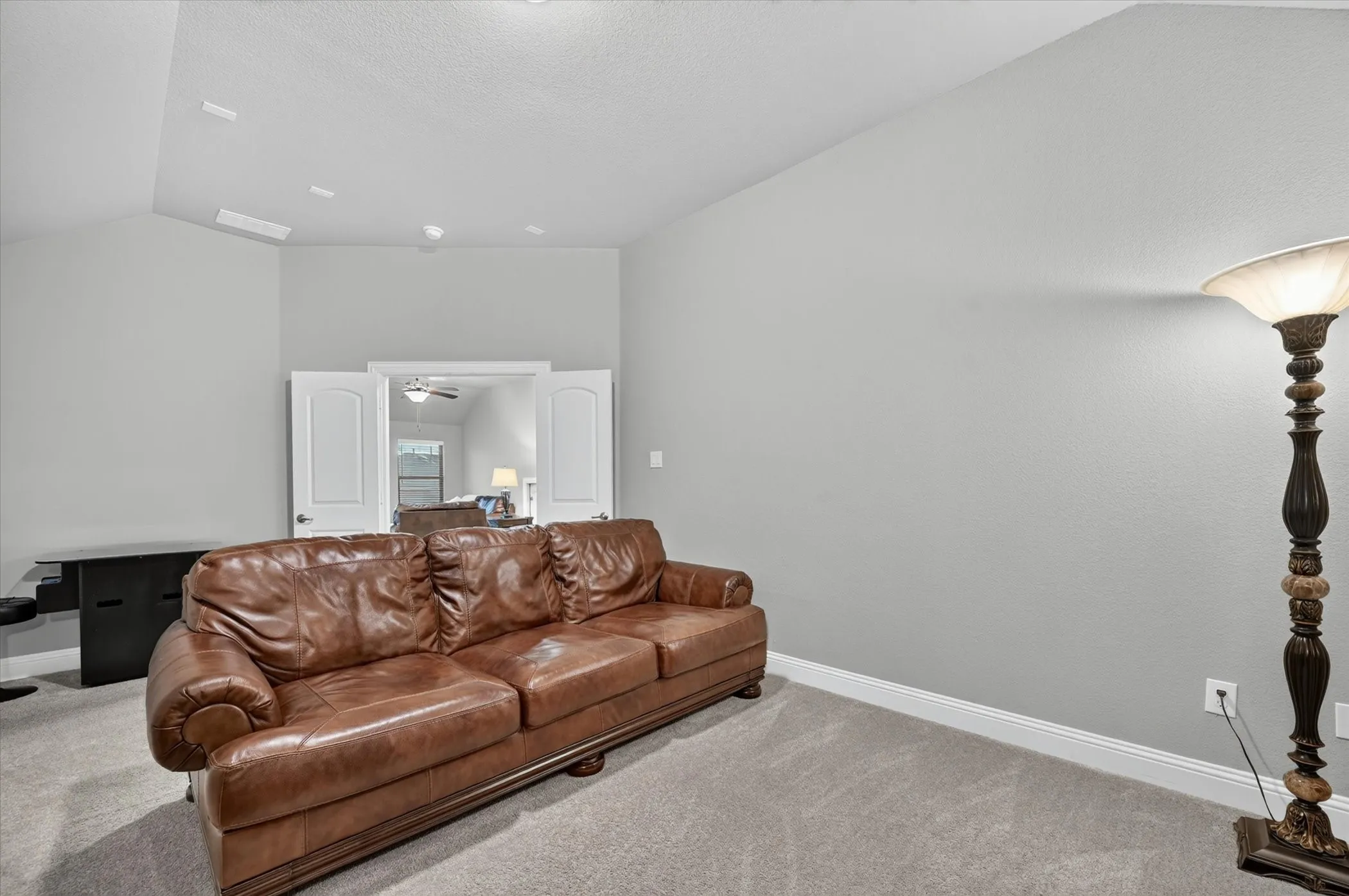 Single Family Residence For Sale in Denton County , 1812 Briscoe Drive, Lantana, Texas 76226, 4 Bedroom, 4 Bathroom, 2 Garage spaces, 3,240 Sqft, built in 2018, mls#21386861, Real Estate Agent in Lantana, Homes For Sale in Denton county, Homes For Sale in Lantana, Realtor in Lantana Texas, Real Estate Brokerage Independent Realty Texas, Luminita Cordes Realtor
