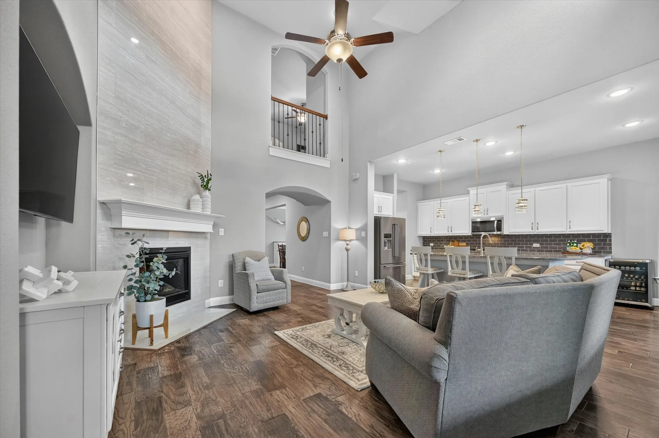 Single Family Residence For Sale in Denton County , 1812 Briscoe Drive, Lantana, Texas 76226, 4 Bedroom, 4 Bathroom, 2 Garage spaces, 3,240 Sqft, built in 2018, mls#21386861, Real Estate Agent in Lantana, Homes For Sale in Denton county, Homes For Sale in Lantana, Realtor in Lantana Texas, Real Estate Brokerage Independent Realty Texas, Luminita Cordes Realtor