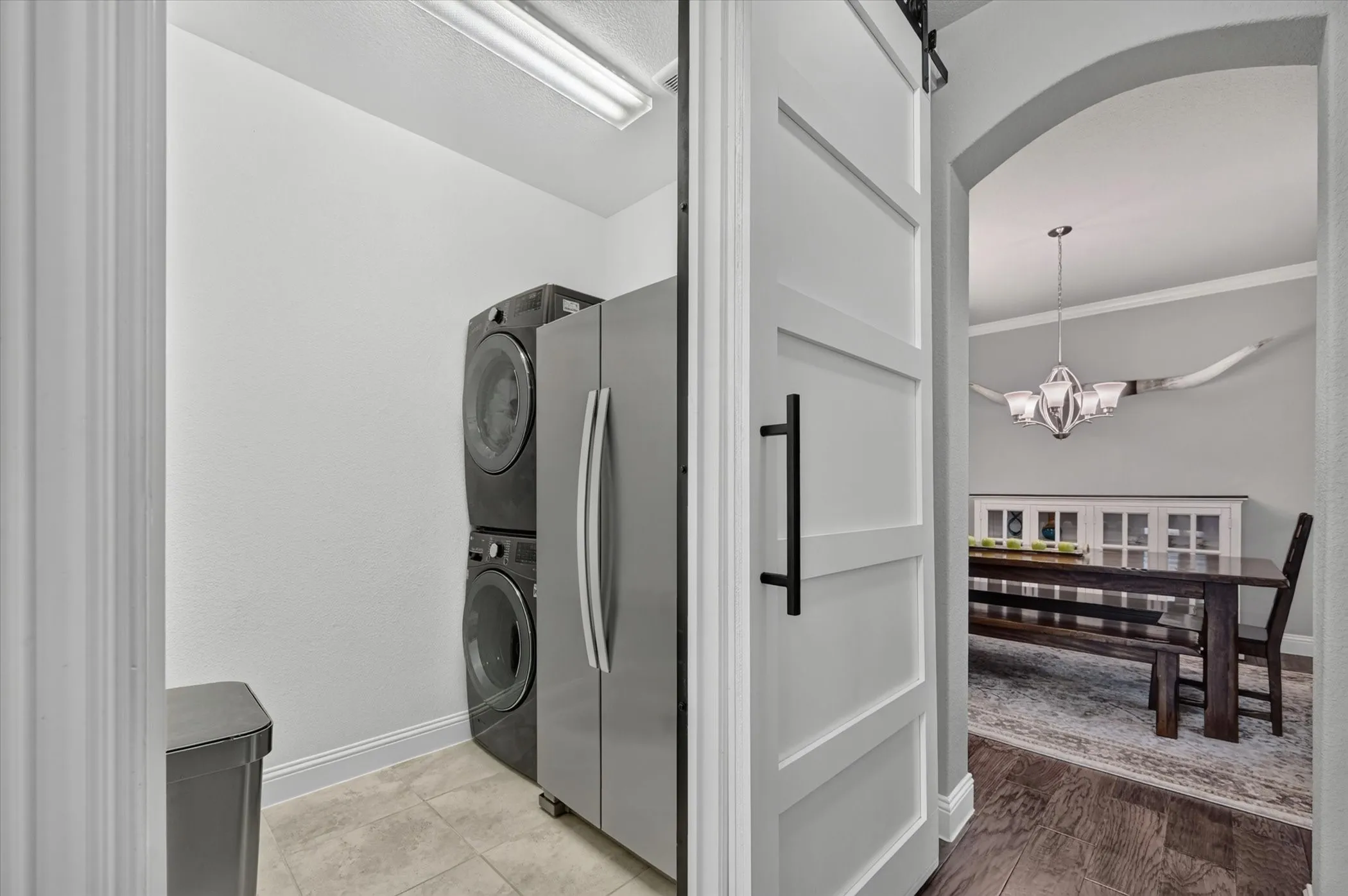 Single Family Residence For Sale in Denton County , 1812 Briscoe Drive, Lantana, Texas 76226, 4 Bedroom, 4 Bathroom, 2 Garage spaces, 3,240 Sqft, built in 2018, mls#21386861, Real Estate Agent in Lantana, Homes For Sale in Denton county, Homes For Sale in Lantana, Realtor in Lantana Texas, Real Estate Brokerage Independent Realty Texas, Luminita Cordes Realtor