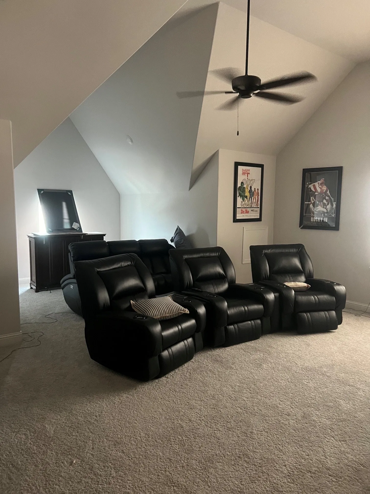 Single Family Residence For Rent in Tarrant County , 7017 Talon Drive, Fort Worth, Texas 76179, 4 Bedroom, 4 Bathroom, 2 Garage spaces, 2,679 Sqft, built in 2021, mls#21385760, Real Estate Agent in Fort Worth, Homes For Rent in Tarrant county, Homes For Rent in Fort Worth, Realtor in Fort Worth Texas, Real Estate Brokerage Independent Realty Texas, Luminita Cordes Realtor