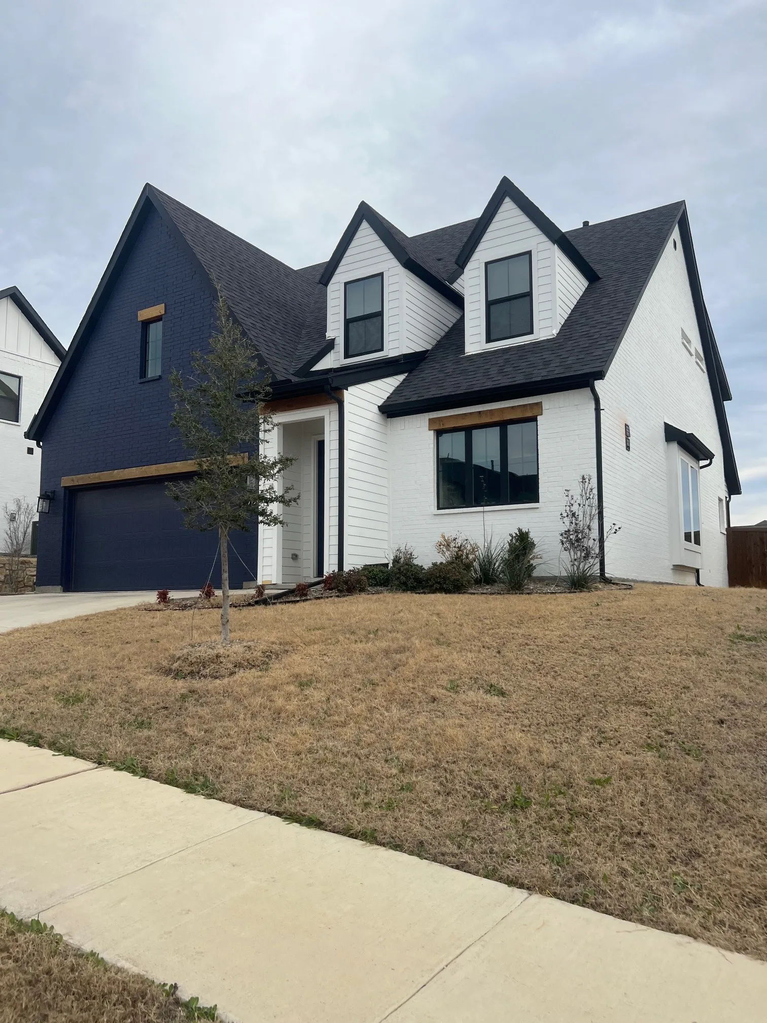 Single Family Residence For Rent in Tarrant County , 7017 Talon Drive, Fort Worth, Texas 76179, 4 Bedroom, 4 Bathroom, 2 Garage spaces, 2,679 Sqft, built in 2021, mls#21385760, Real Estate Agent in Fort Worth, Homes For Rent in Tarrant county, Homes For Rent in Fort Worth, Realtor in Fort Worth Texas, Real Estate Brokerage Independent Realty Texas, Luminita Cordes Realtor
