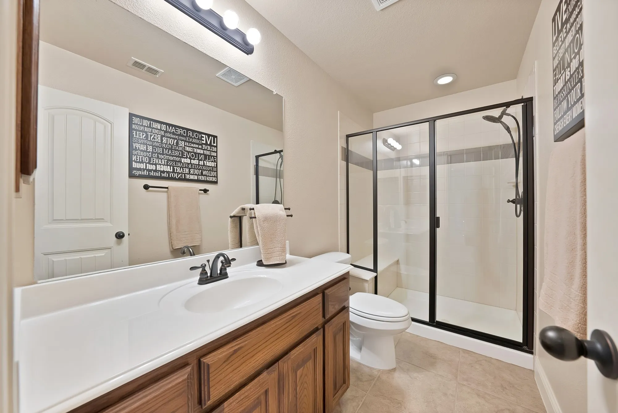 Single Family Residence For Sale in Tarrant County , 1406 St Tropez Lane, Arlington, Texas 76013, 4 Bedroom, 4 Bathroom, 2 Garage spaces, 3,409 Sqft, built in 2012, mls#21387369, Real Estate Agent in Arlington, Homes For Sale in Tarrant county, Homes For Sale in Arlington, Realtor in Arlington Texas, Real Estate Brokerage Independent Realty Texas, Luminita Cordes Realtor