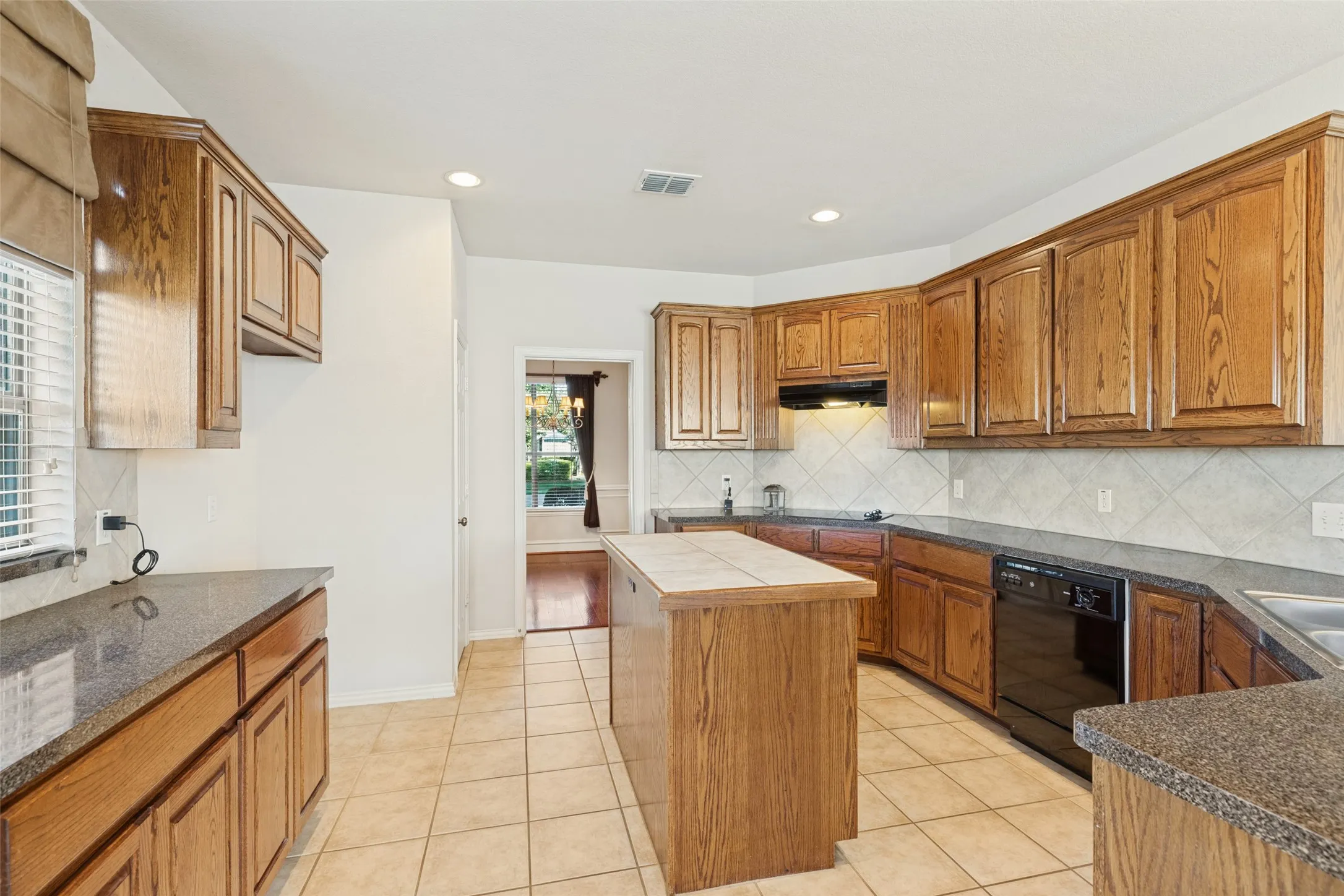 Single Family Residence For Sale in Collin County , 4517 Dartford Court, Mc Kinney, Texas 75070, 4 Bedroom, 3 Bathroom, 2 Garage spaces, 2,793 Sqft, built in 2004, mls#21387973, Real Estate Agent in Mc Kinney, Homes For Sale in Collin county, Homes For Sale in Mc Kinney, Realtor in Mc Kinney Texas, Real Estate Brokerage Independent Realty Texas, Luminita Cordes Realtor
