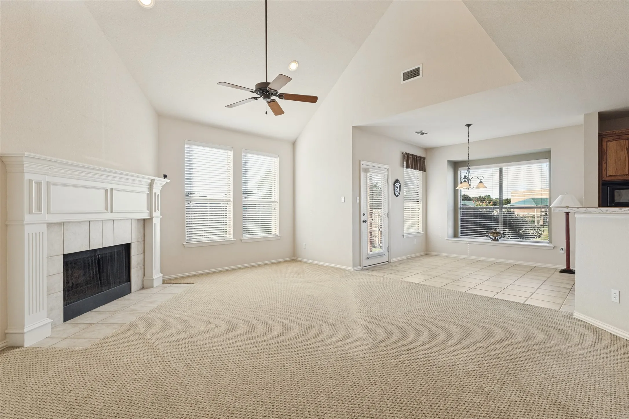 Single Family Residence For Sale in Collin County , 4517 Dartford Court, Mc Kinney, Texas 75070, 4 Bedroom, 3 Bathroom, 2 Garage spaces, 2,793 Sqft, built in 2004, mls#21387973, Real Estate Agent in Mc Kinney, Homes For Sale in Collin county, Homes For Sale in Mc Kinney, Realtor in Mc Kinney Texas, Real Estate Brokerage Independent Realty Texas, Luminita Cordes Realtor