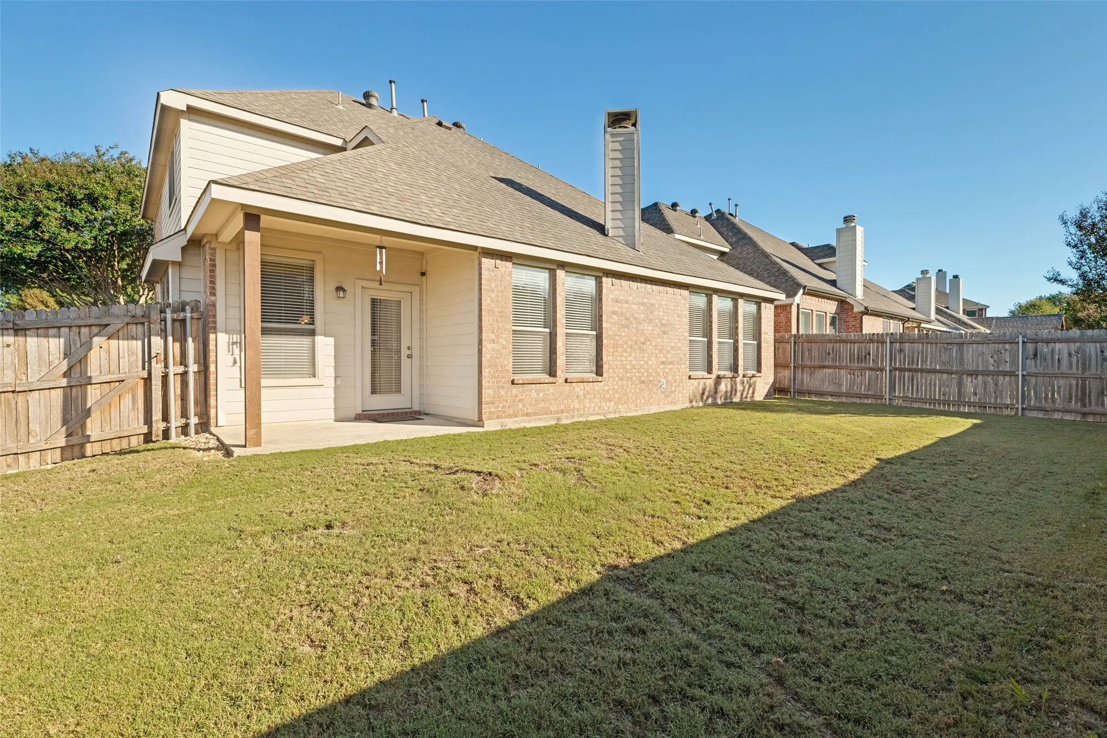Single Family Residence For Sale in Collin County , 4517 Dartford Court, Mc Kinney, Texas 75070, 4 Bedroom, 3 Bathroom, 2 Garage spaces, 2,793 Sqft, built in 2004, mls#21387973, Real Estate Agent in Mc Kinney, Homes For Sale in Collin county, Homes For Sale in Mc Kinney, Realtor in Mc Kinney Texas, Real Estate Brokerage Independent Realty Texas, Luminita Cordes Realtor
