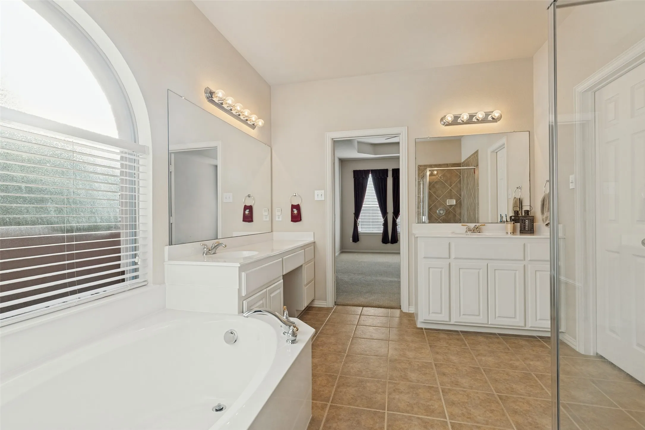 Single Family Residence For Sale in Collin County , 4517 Dartford Court, Mc Kinney, Texas 75070, 4 Bedroom, 3 Bathroom, 2 Garage spaces, 2,793 Sqft, built in 2004, mls#21387973, Real Estate Agent in Mc Kinney, Homes For Sale in Collin county, Homes For Sale in Mc Kinney, Realtor in Mc Kinney Texas, Real Estate Brokerage Independent Realty Texas, Luminita Cordes Realtor