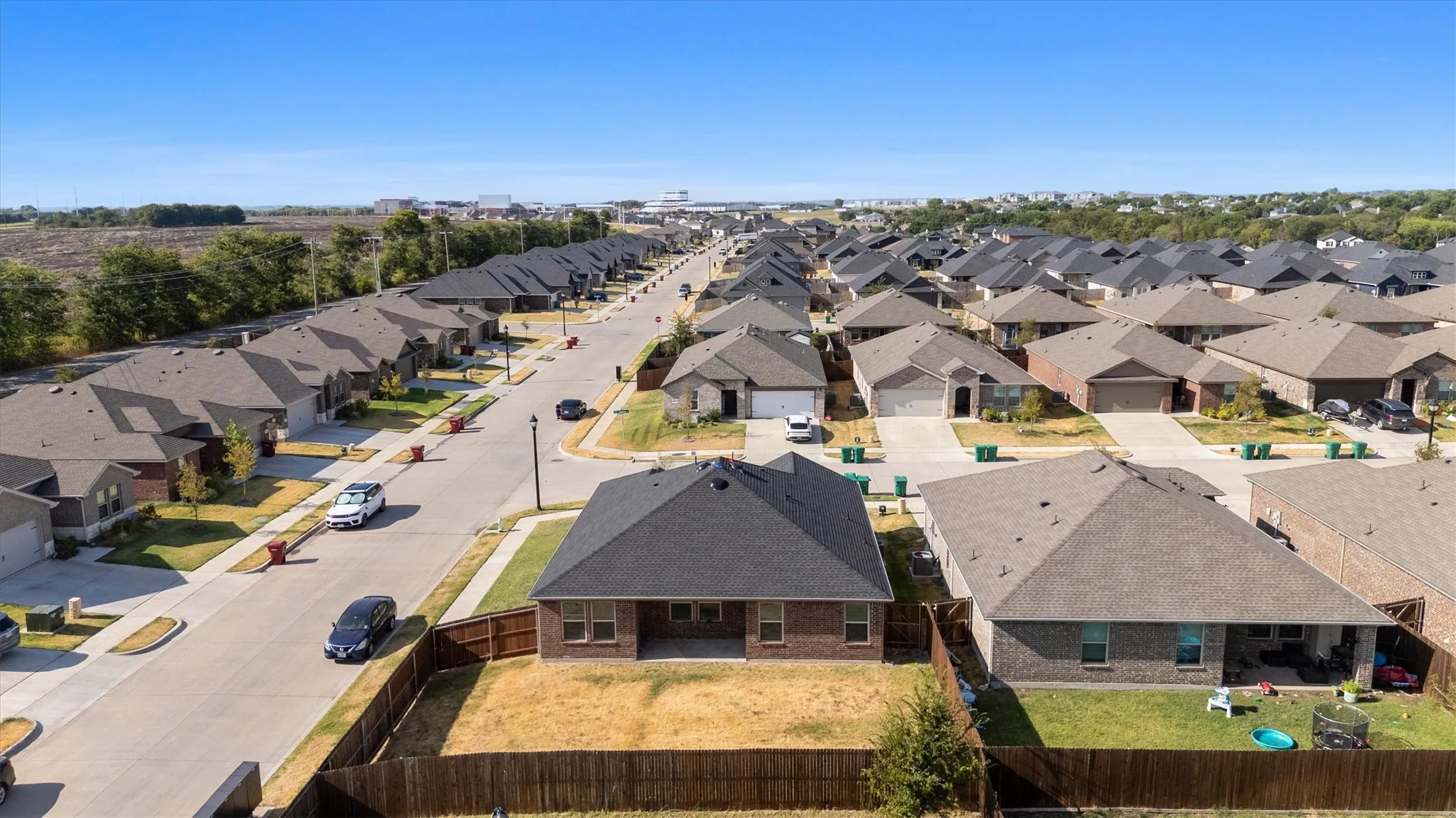 Single Family Residence For Sale in Grayson County , 2803 Jasmine Drive, Sherman, Texas 75092, 3 Bedroom, 2 Bathroom, 2 Garage spaces, 1,478 Sqft, built in 2023, mls#21374309, Real Estate Agent in Sherman, Homes For Sale in Grayson county, Homes For Sale in Sherman, Realtor in Sherman Texas, Real Estate Brokerage Independent Realty Texas, Luminita Cordes Realtor