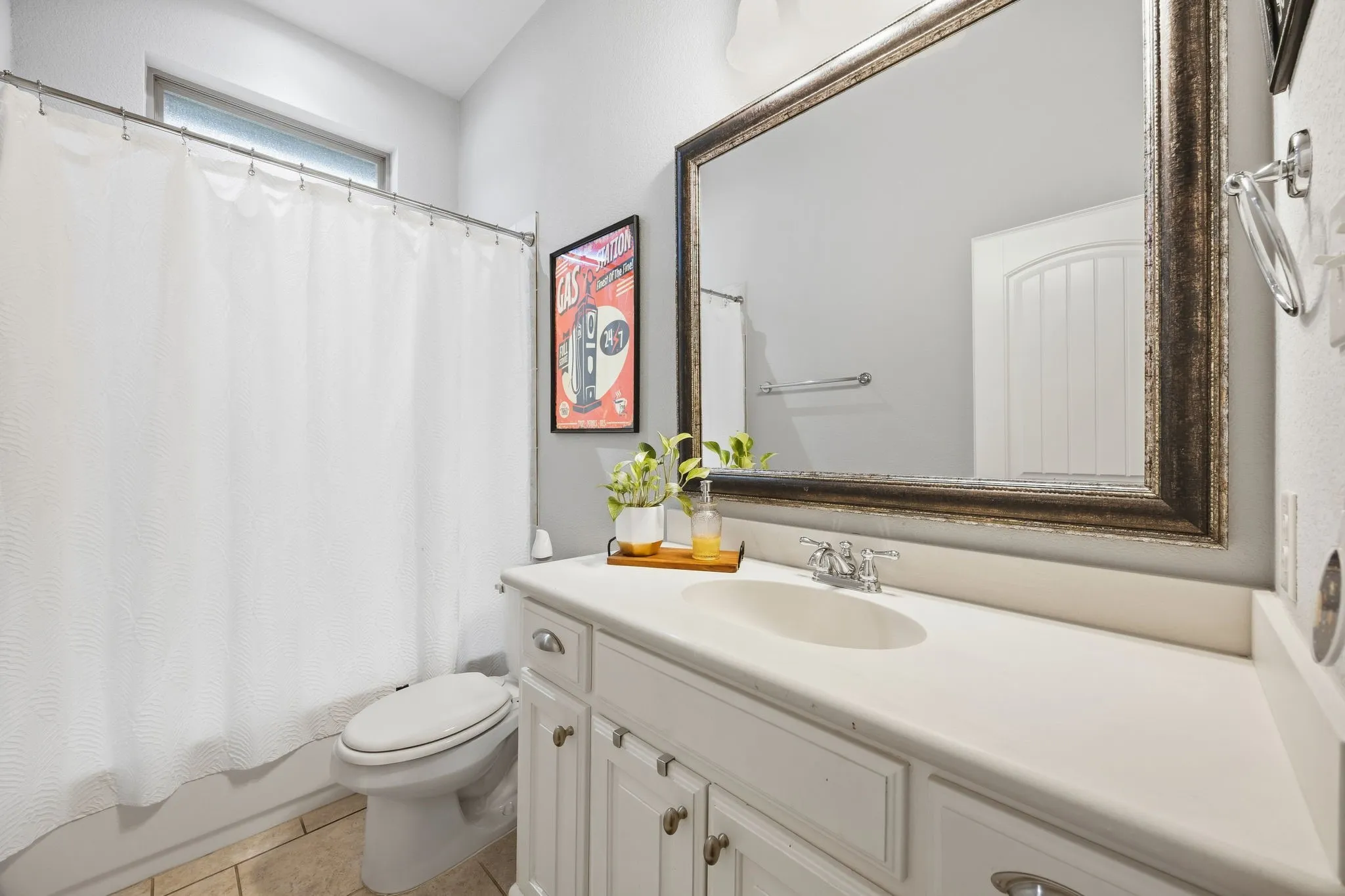 Single Family Residence For Sale in Tarrant County , 8416 Sandhill Crane Drive, Fort Worth, Texas 76118, 4 Bedroom, 3 Bathroom, 2 Garage spaces, 2,447 Sqft, built in 2013, mls#21387944, Real Estate Agent in Fort Worth, Homes For Sale in Tarrant county, Homes For Sale in Fort Worth, Realtor in Fort Worth Texas, Real Estate Brokerage Independent Realty Texas, Luminita Cordes Realtor