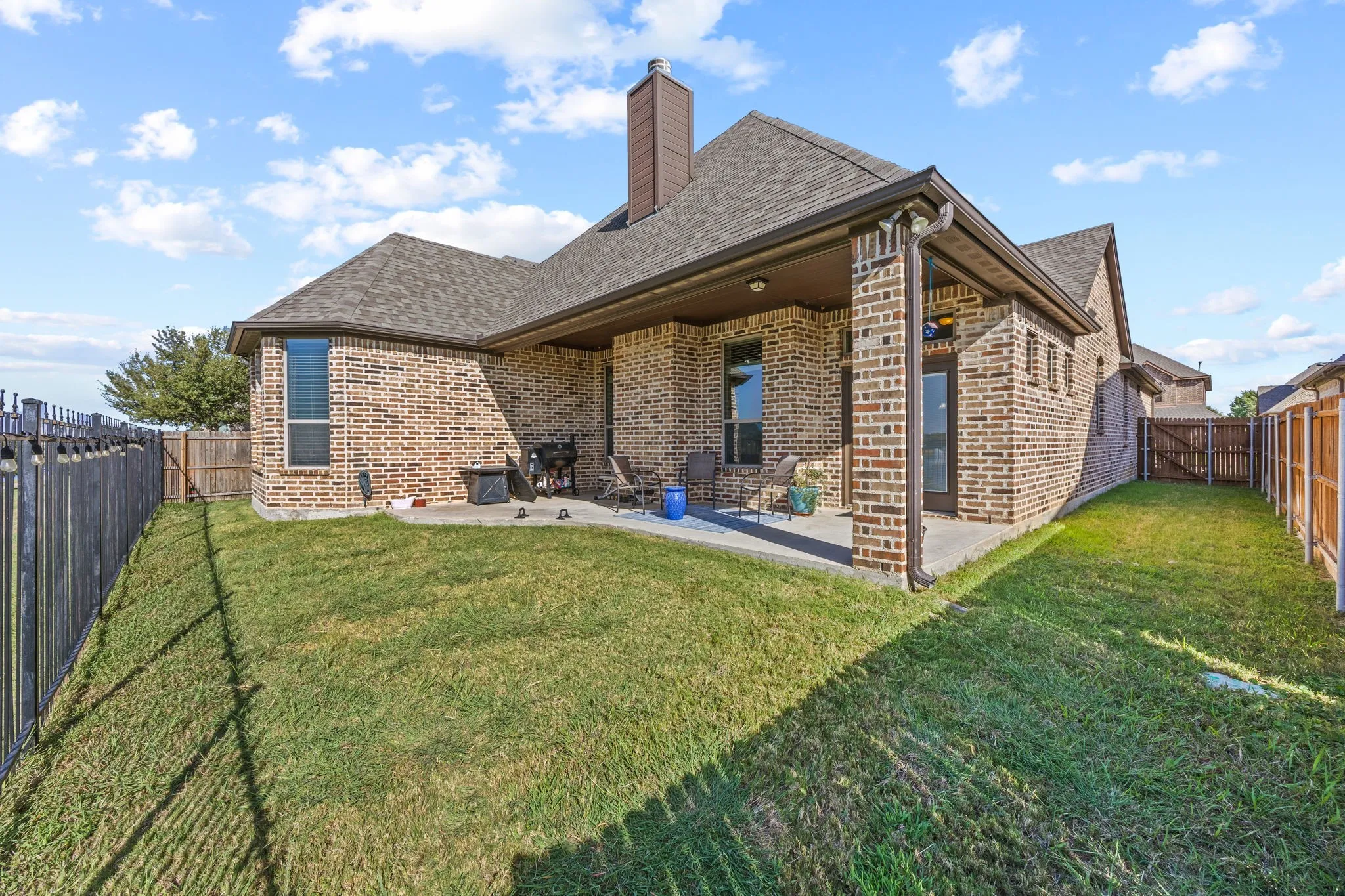 Single Family Residence For Sale in Tarrant County , 8416 Sandhill Crane Drive, Fort Worth, Texas 76118, 4 Bedroom, 3 Bathroom, 2 Garage spaces, 2,447 Sqft, built in 2013, mls#21387944, Real Estate Agent in Fort Worth, Homes For Sale in Tarrant county, Homes For Sale in Fort Worth, Realtor in Fort Worth Texas, Real Estate Brokerage Independent Realty Texas, Luminita Cordes Realtor