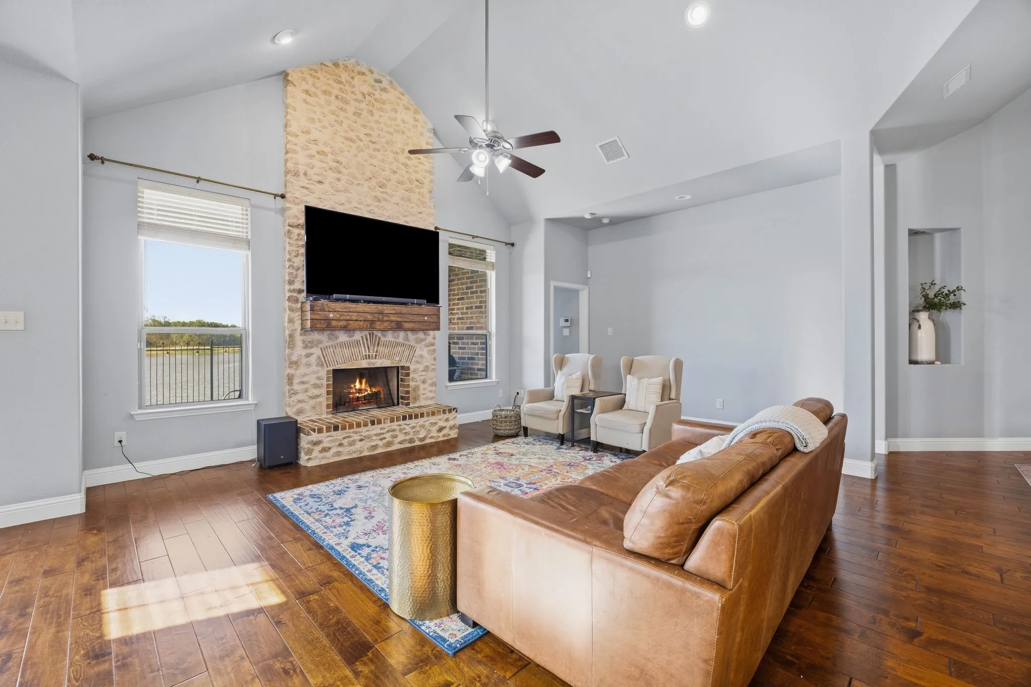Single Family Residence For Sale in Tarrant County , 8416 Sandhill Crane Drive, Fort Worth, Texas 76118, 4 Bedroom, 3 Bathroom, 2 Garage spaces, 2,447 Sqft, built in 2013, mls#21387944, Real Estate Agent in Fort Worth, Homes For Sale in Tarrant county, Homes For Sale in Fort Worth, Realtor in Fort Worth Texas, Real Estate Brokerage Independent Realty Texas, Luminita Cordes Realtor