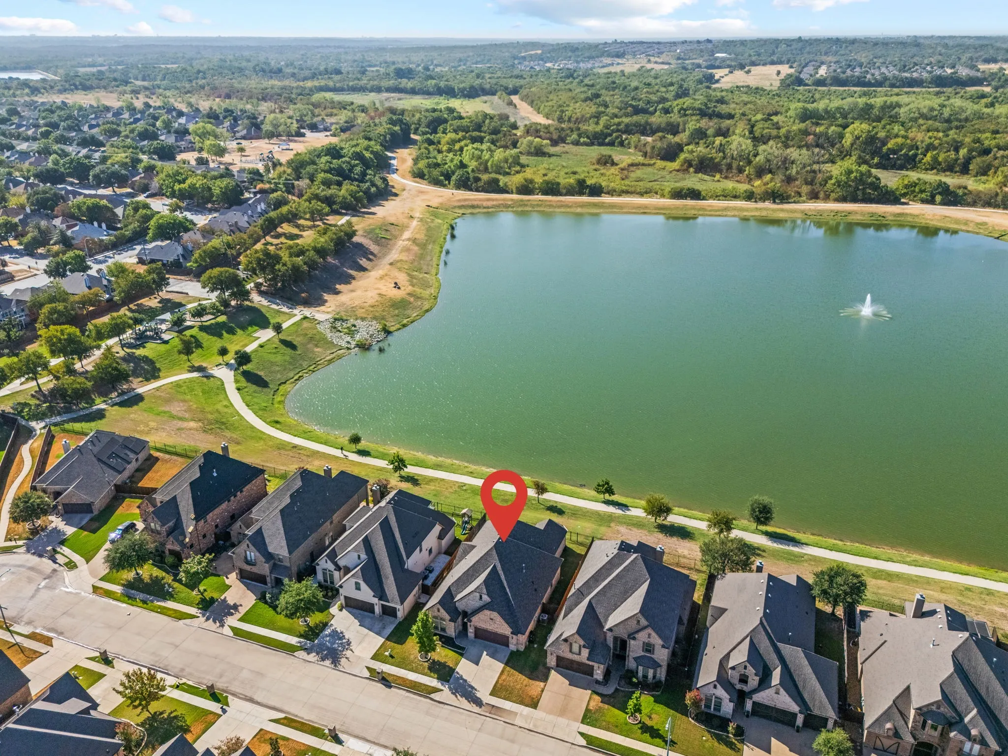 Single Family Residence For Sale in Tarrant County , 8416 Sandhill Crane Drive, Fort Worth, Texas 76118, 4 Bedroom, 3 Bathroom, 2 Garage spaces, 2,447 Sqft, built in 2013, mls#21387944, Real Estate Agent in Fort Worth, Homes For Sale in Tarrant county, Homes For Sale in Fort Worth, Realtor in Fort Worth Texas, Real Estate Brokerage Independent Realty Texas, Luminita Cordes Realtor