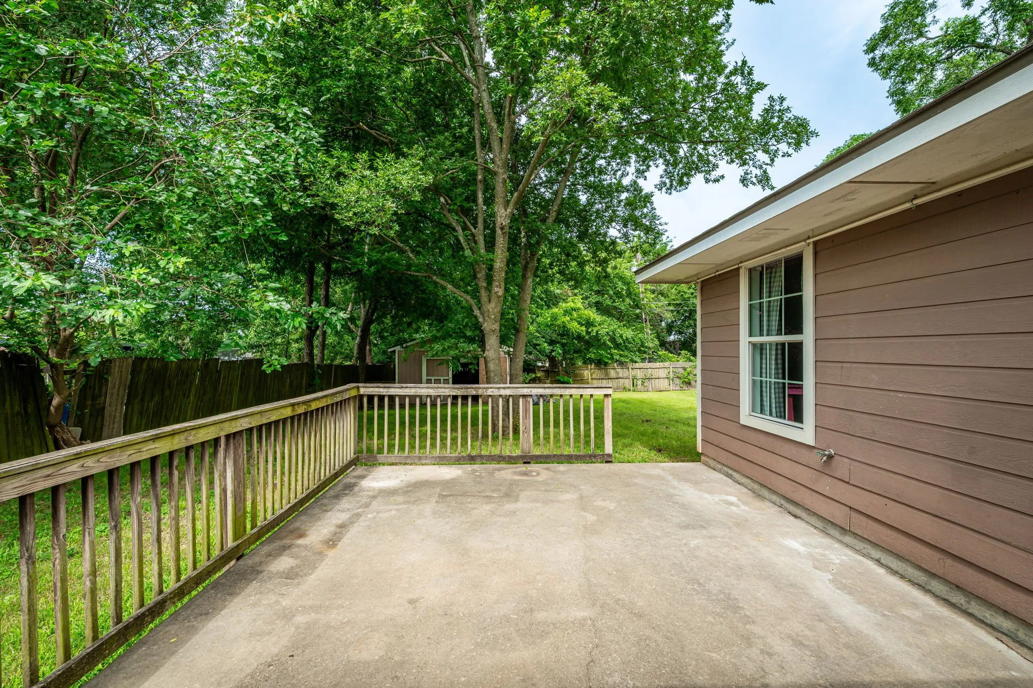 Single Family Residence For Rent in Grayson County , 604 S Maxey Street, Sherman, Texas 75090, 3 Bedroom, 2 Bathroom, 1 Garage spaces, 1,056 Sqft, built in 2007, mls#21387979, Real Estate Agent in Sherman, Homes For Rent in Grayson county, Homes For Rent in Sherman, Realtor in Sherman Texas, Real Estate Brokerage Independent Realty Texas, Luminita Cordes Realtor