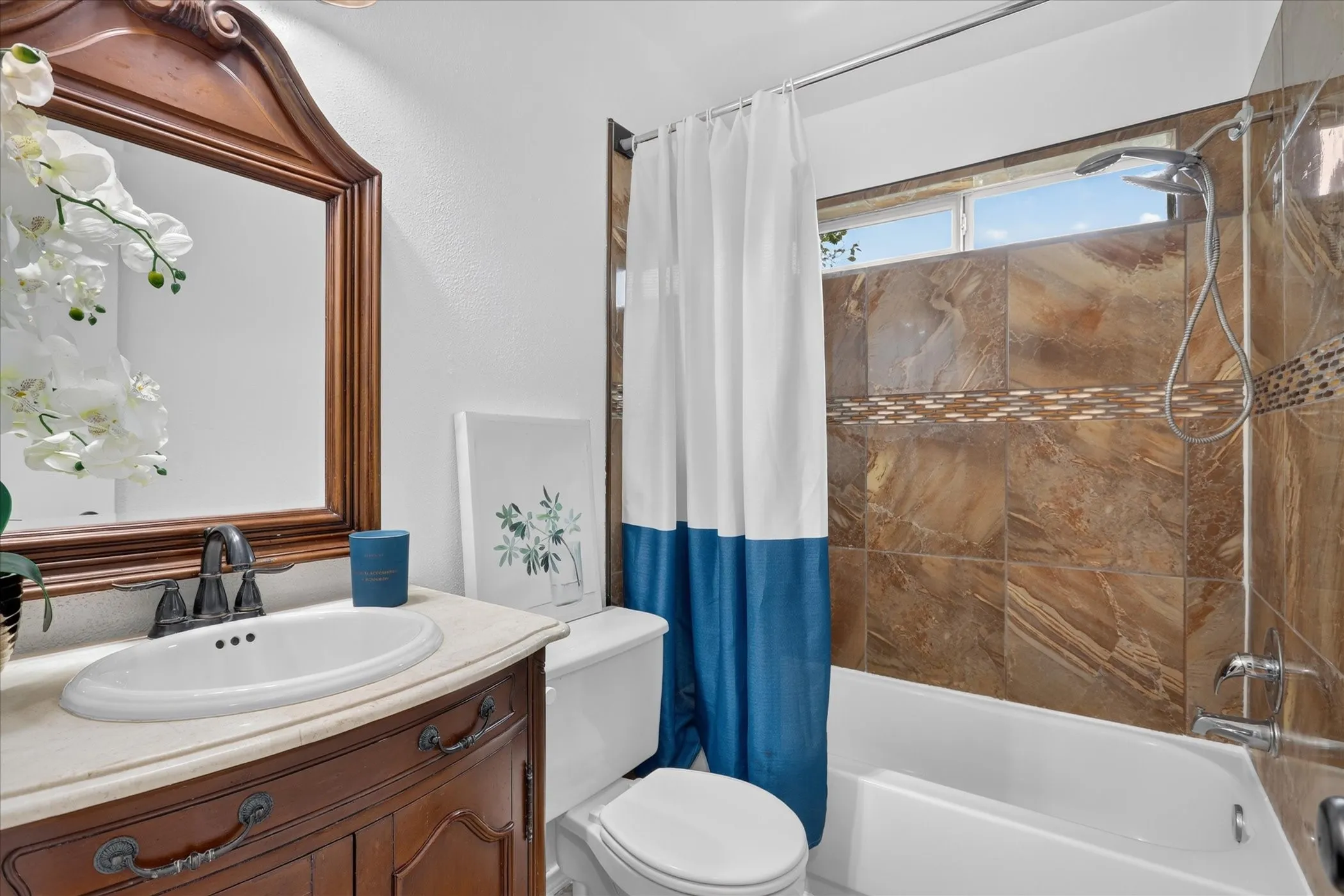 Single Family Residence For Sale in Tarrant County , 10634 Tall Oak Drive, Fort Worth, Texas 76108, 3 Bedroom, 2 Bathroom, 2 Garage spaces, 1,189 Sqft, built in 1983, mls#21386405, Real Estate Agent in Fort Worth, Homes For Sale in Tarrant county, Homes For Sale in Fort Worth, Realtor in Fort Worth Texas, Real Estate Brokerage Independent Realty Texas, Luminita Cordes Realtor