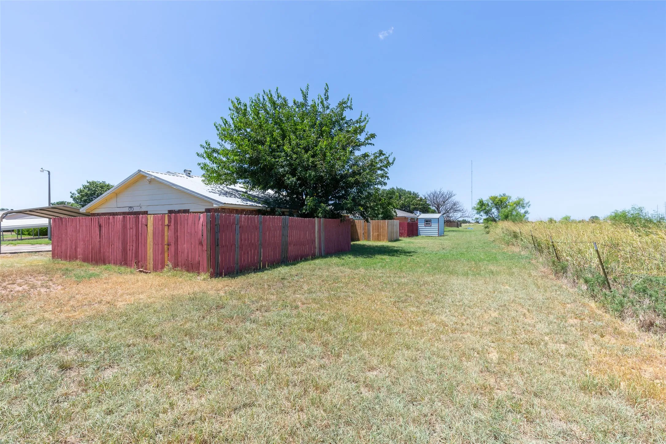 Townhouse For Sale in Runnels County , 201 & 203 Bluebonnet Drive, Winters, Texas 79567, 4 Bedroom, 4 Bathroom, Garage spaces, 1,782 Sqft, built in 1999, mls#21387982, Real Estate Agent in Winters, Homes For Sale in Runnels county, Homes For Sale in Winters, Realtor in Winters Texas, Real Estate Brokerage Independent Realty Texas, Luminita Cordes Realtor