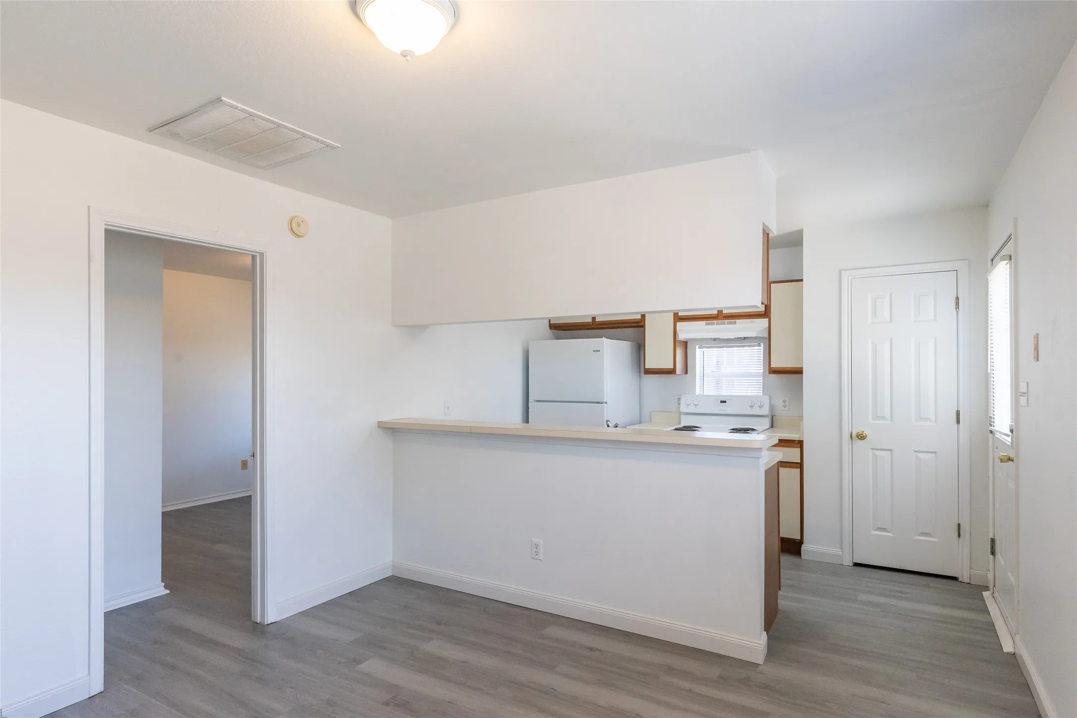 Townhouse For Sale in Runnels County , 201 & 203 Bluebonnet Drive, Winters, Texas 79567, 4 Bedroom, 4 Bathroom, Garage spaces, 1,782 Sqft, built in 1999, mls#21387982, Real Estate Agent in Winters, Homes For Sale in Runnels county, Homes For Sale in Winters, Realtor in Winters Texas, Real Estate Brokerage Independent Realty Texas, Luminita Cordes Realtor