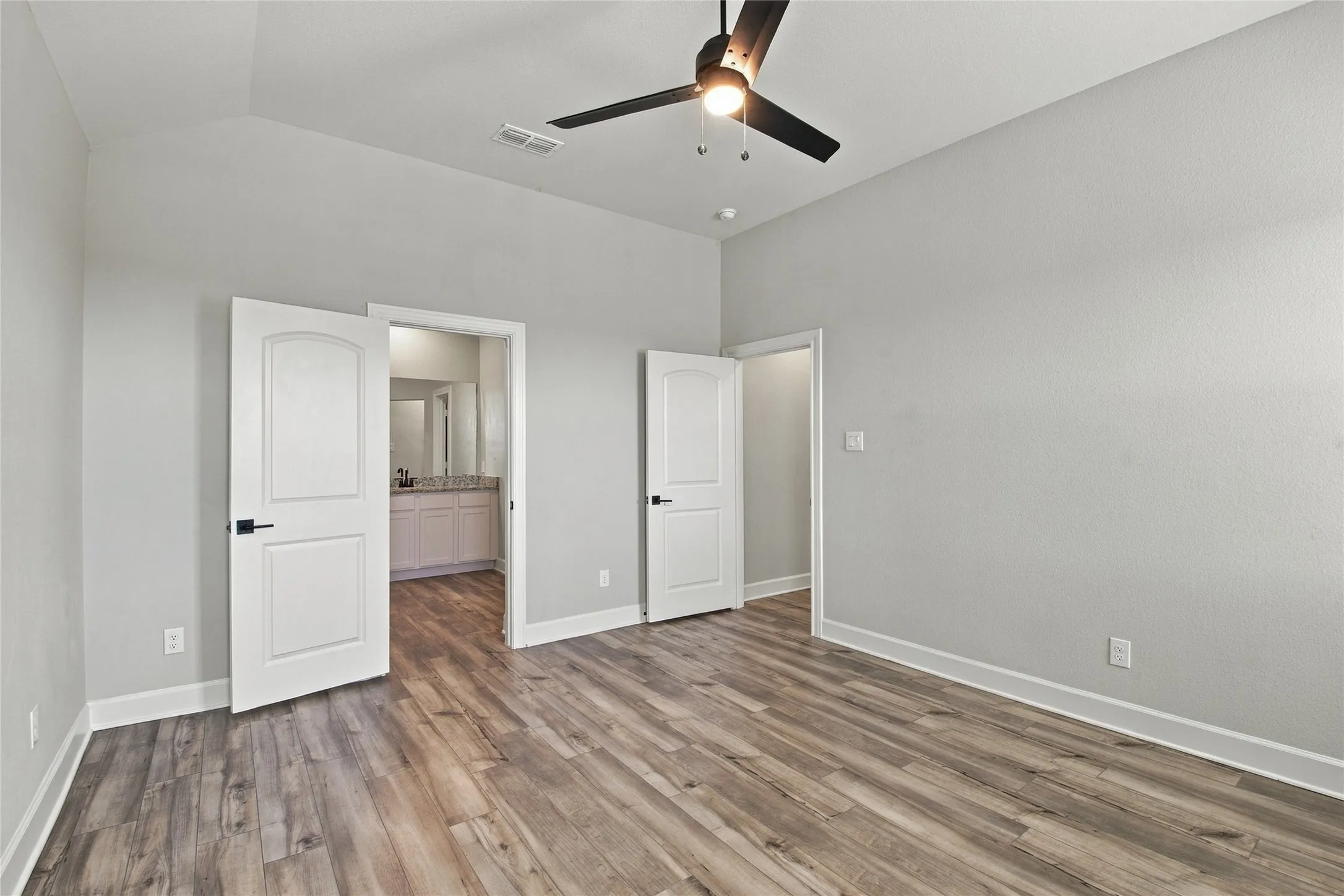 Single Family Residence For Rent in Collin County , 2025 Dakota Drive, Anna, Texas 75409, 4 Bedroom, 2 Bathroom, 2 Garage spaces, 1,811 Sqft, built in 2023, mls#21387971, Real Estate Agent in Anna, Homes For Rent in Collin county, Homes For Rent in Anna, Realtor in Anna Texas, Real Estate Brokerage Independent Realty Texas, Luminita Cordes Realtor