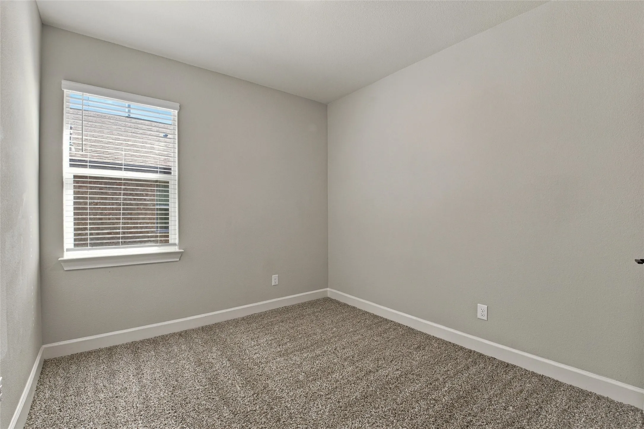 Single Family Residence For Rent in Collin County , 2025 Dakota Drive, Anna, Texas 75409, 4 Bedroom, 2 Bathroom, 2 Garage spaces, 1,811 Sqft, built in 2023, mls#21387971, Real Estate Agent in Anna, Homes For Rent in Collin county, Homes For Rent in Anna, Realtor in Anna Texas, Real Estate Brokerage Independent Realty Texas, Luminita Cordes Realtor
