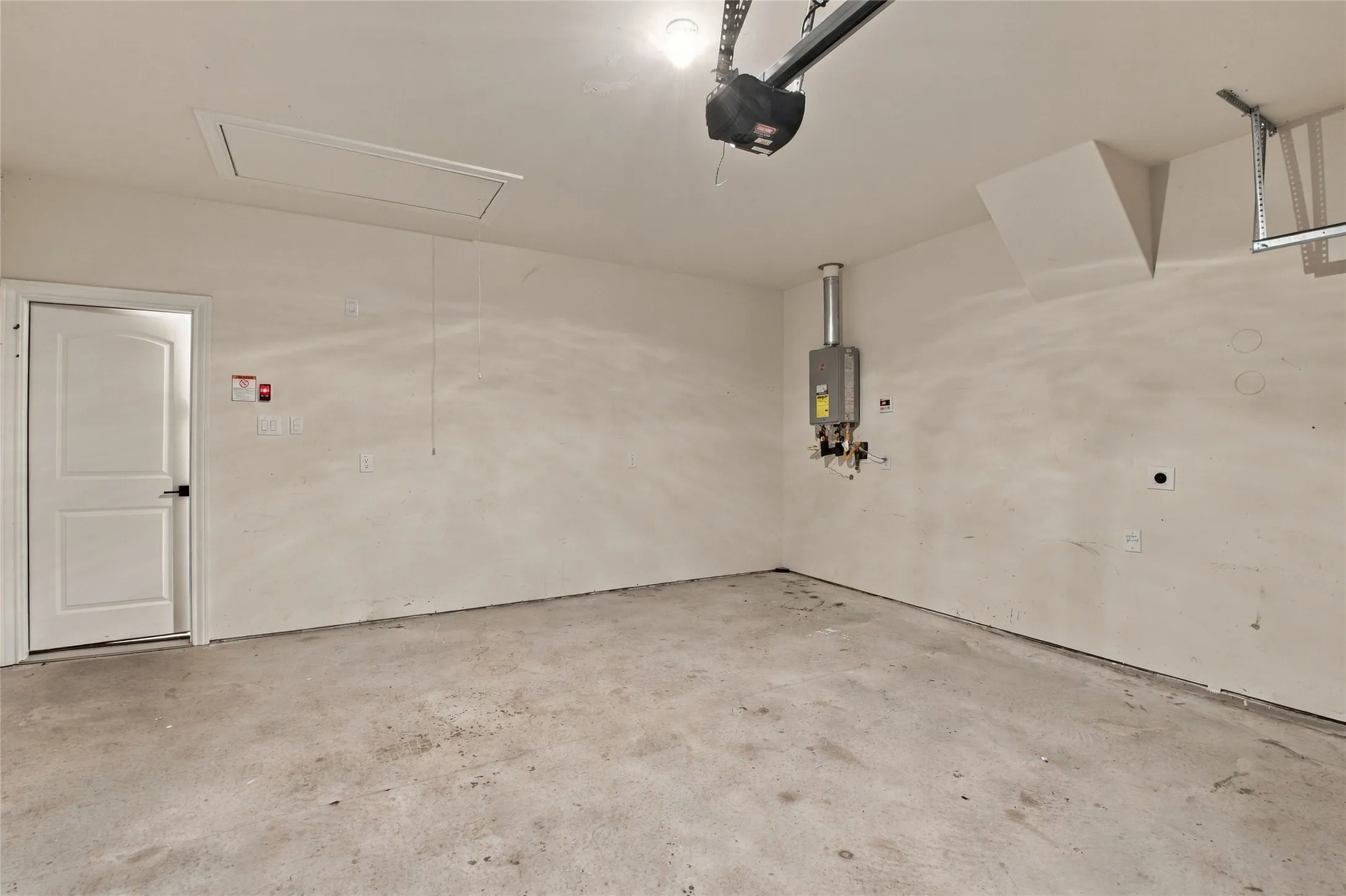Single Family Residence For Rent in Collin County , 2025 Dakota Drive, Anna, Texas 75409, 4 Bedroom, 2 Bathroom, 2 Garage spaces, 1,811 Sqft, built in 2023, mls#21387971, Real Estate Agent in Anna, Homes For Rent in Collin county, Homes For Rent in Anna, Realtor in Anna Texas, Real Estate Brokerage Independent Realty Texas, Luminita Cordes Realtor