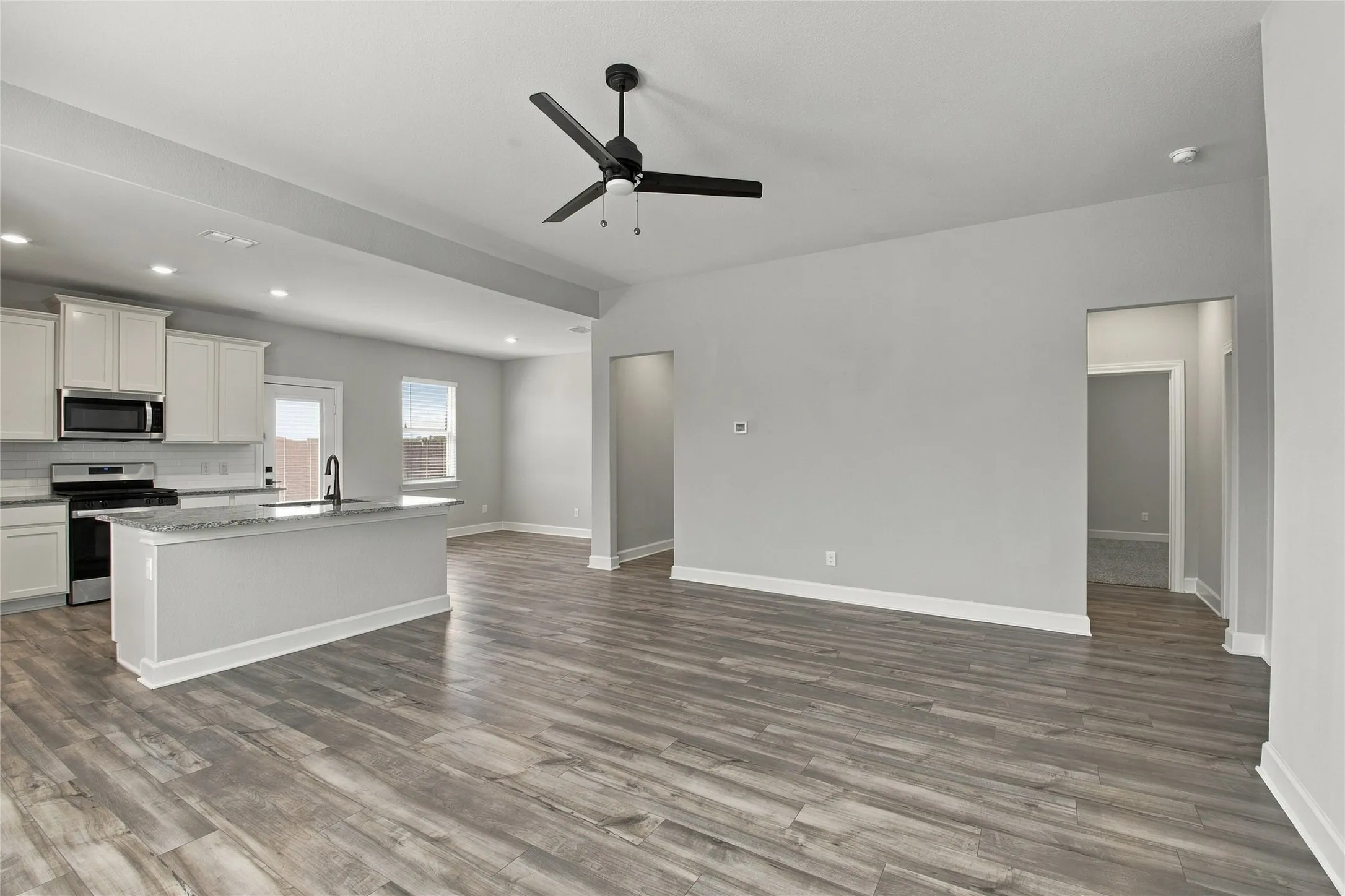 Single Family Residence For Rent in Collin County , 2025 Dakota Drive, Anna, Texas 75409, 4 Bedroom, 2 Bathroom, 2 Garage spaces, 1,811 Sqft, built in 2023, mls#21387971, Real Estate Agent in Anna, Homes For Rent in Collin county, Homes For Rent in Anna, Realtor in Anna Texas, Real Estate Brokerage Independent Realty Texas, Luminita Cordes Realtor
