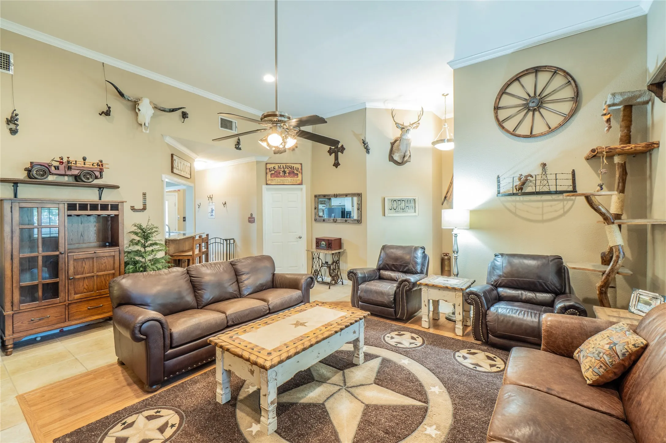 Single Family Residence For Sale in Ellis County , 2830 Brads Way, Midlothian, Texas 76065, 4 Bedroom, 3 Bathroom, 2 Garage spaces, 2,387 Sqft, built in 2002, mls#21385772, Real Estate Agent in Midlothian, Homes For Sale in Ellis county, Homes For Sale in Midlothian, Realtor in Midlothian Texas, Real Estate Brokerage Independent Realty Texas, Luminita Cordes Realtor