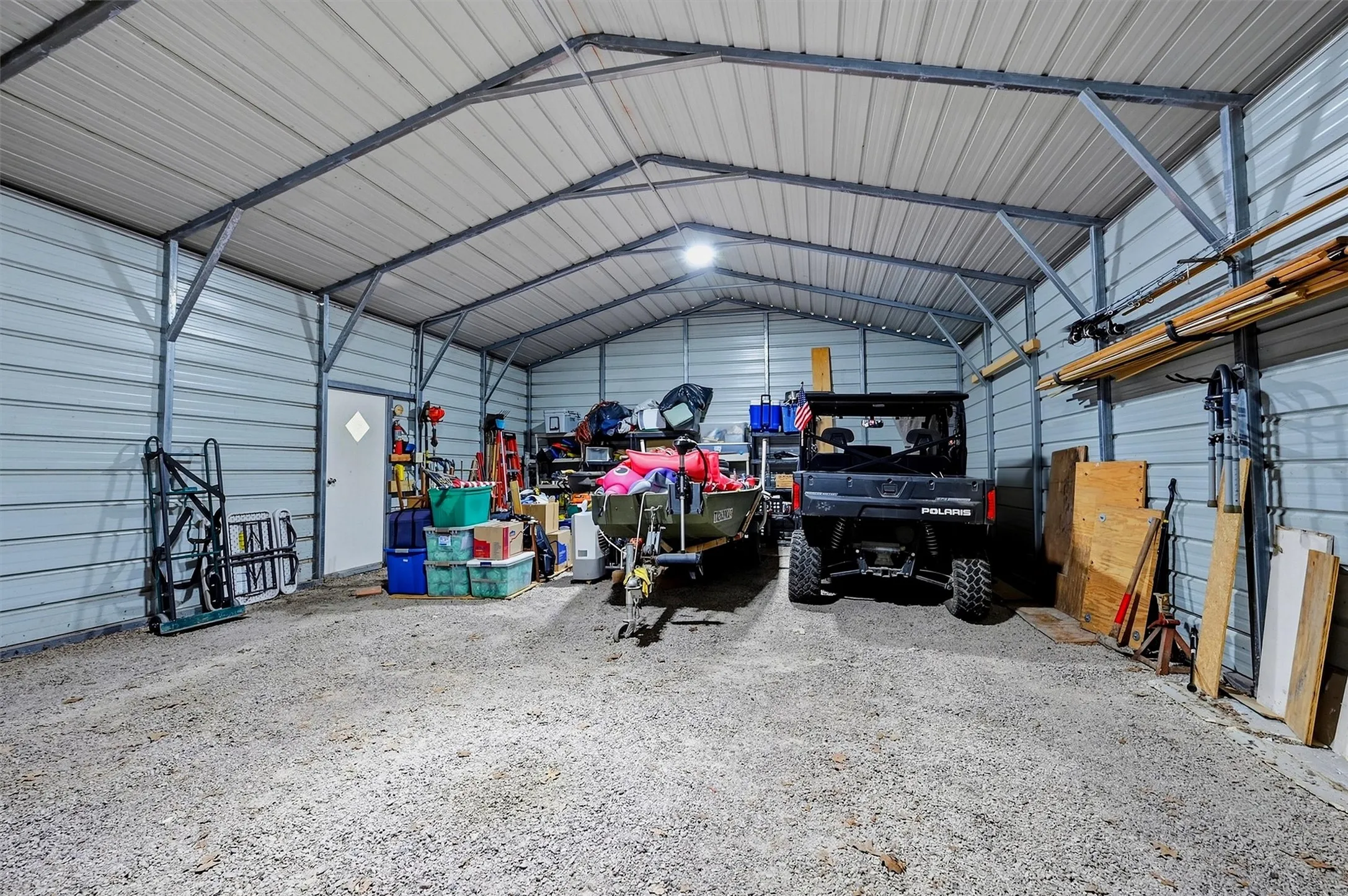 Single Family Residence For Sale in Grayson County , 85 Scalock Drive, Gordonville, Texas 76245, 4 Bedroom, 2 Bathroom, 2 Garage spaces, 1,581 Sqft, built in 1999, mls#21387311, Real Estate Agent in Gordonville, Homes For Sale in Grayson county, Homes For Sale in Gordonville, Realtor in Gordonville Texas, Real Estate Brokerage Independent Realty Texas, Luminita Cordes Realtor